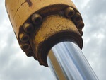 Hydraulics with Bucket Cylinder