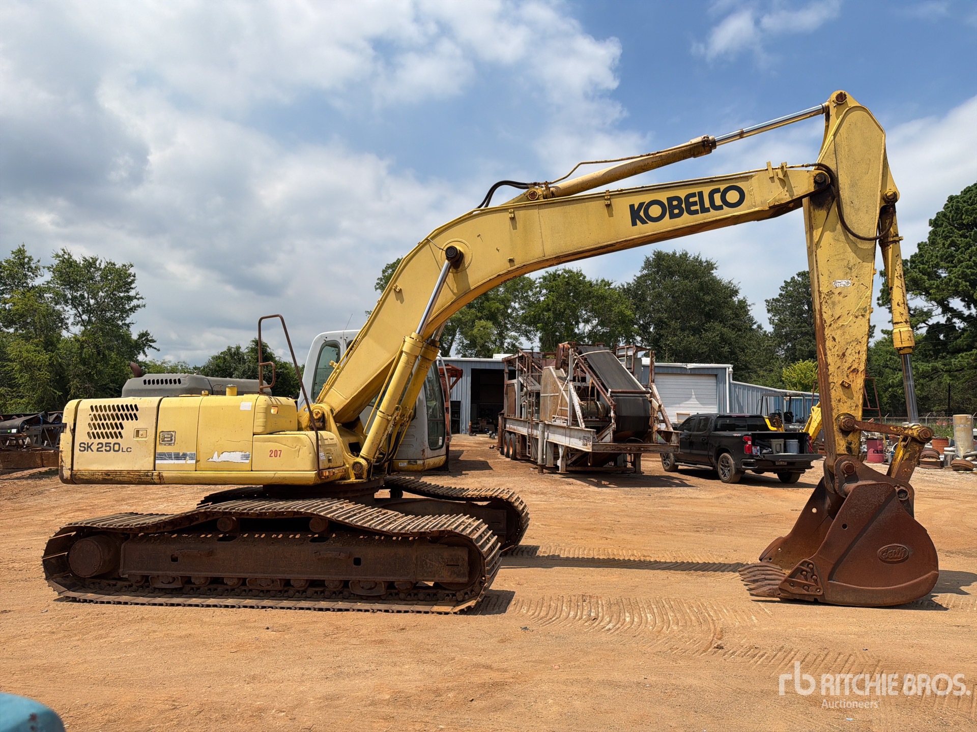 Photo of a 2005 Kobelco SK250LC
