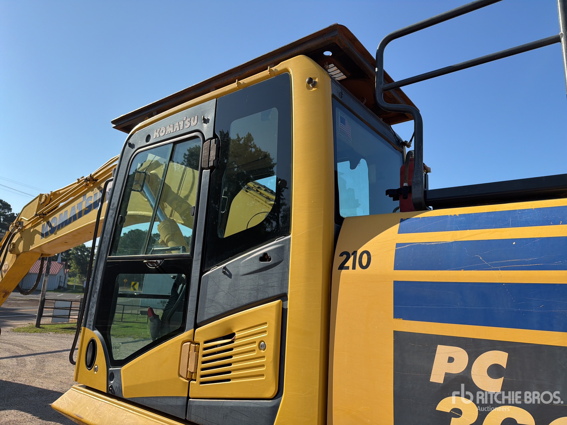 2014 Komatsu PC360LC-10