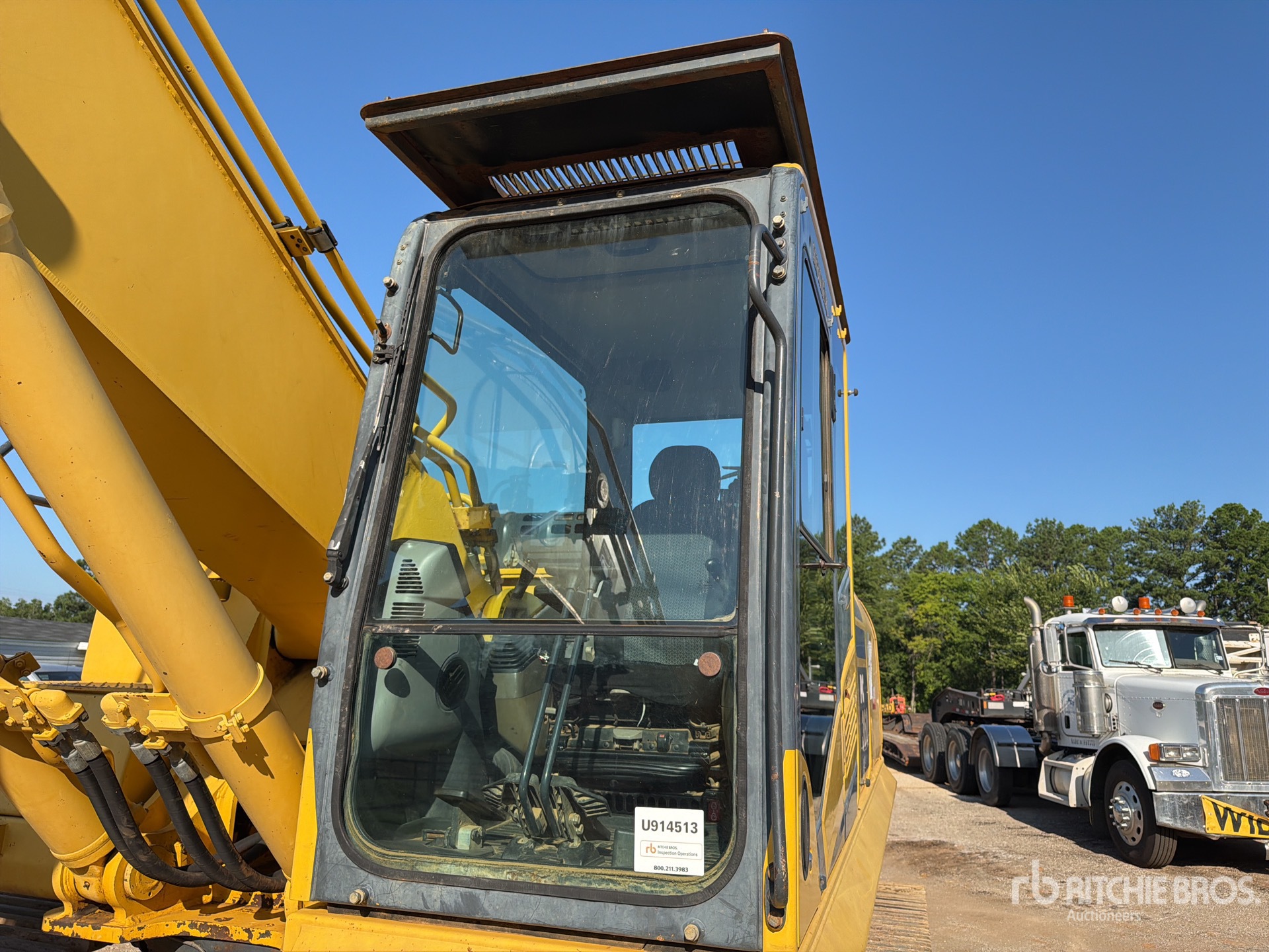 2014 Komatsu PC360LC-10
