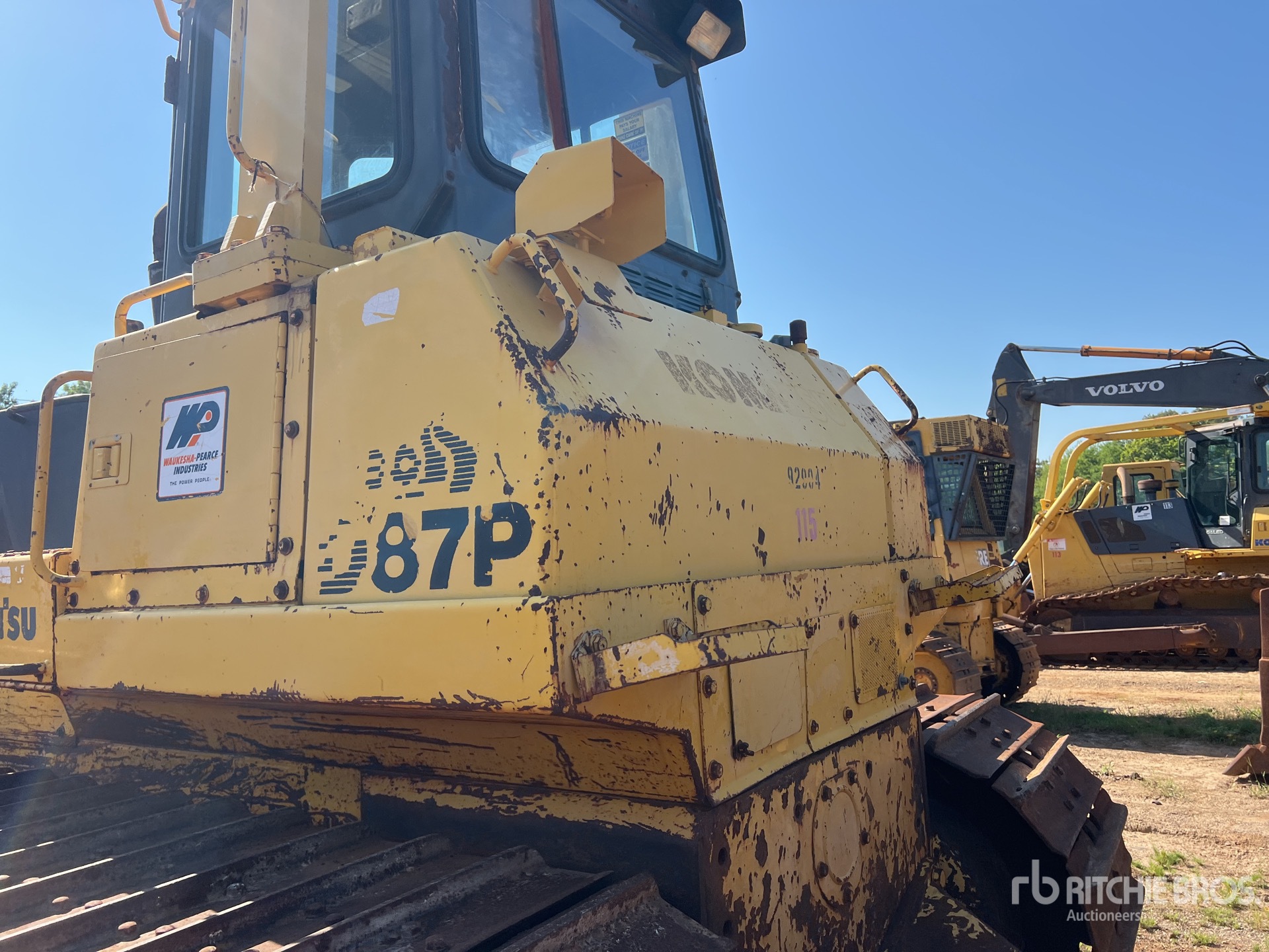 2002 Komatsu D87P