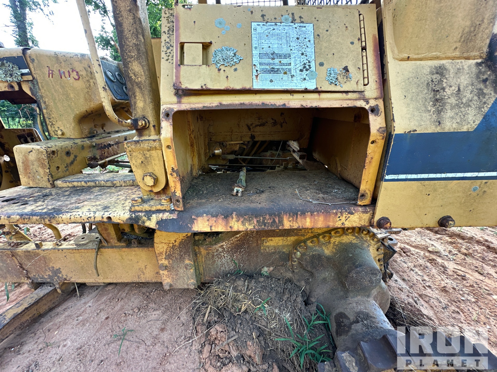 1987 Komatsu D58P