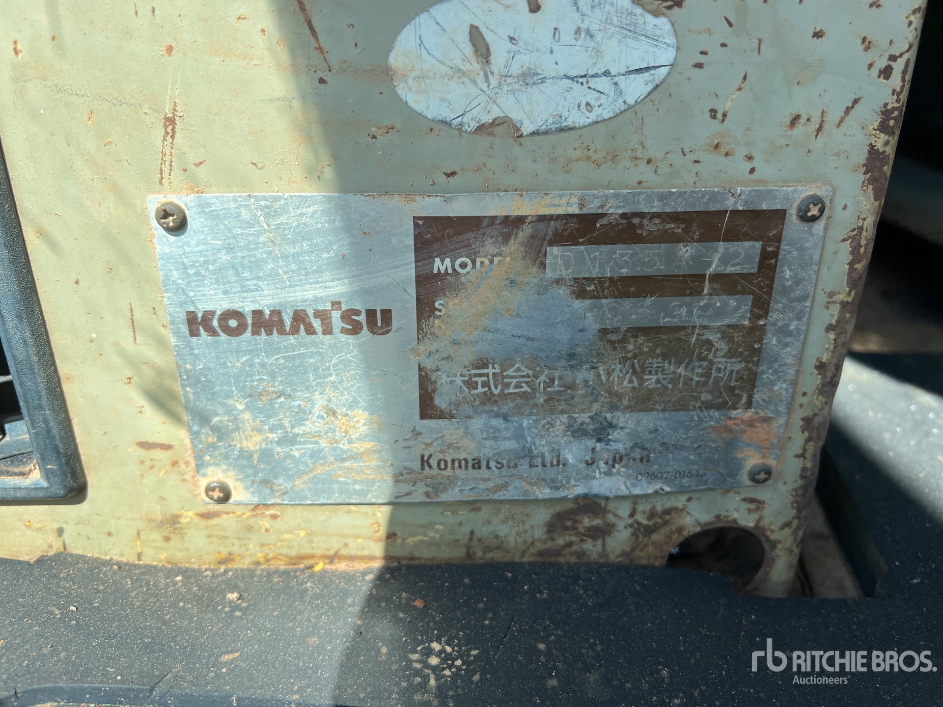 1994 Komatsu D135A-2
