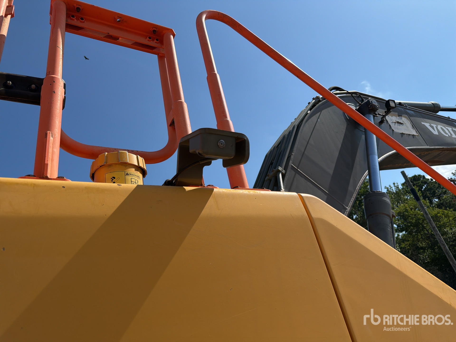 2019 Volvo EC300EL