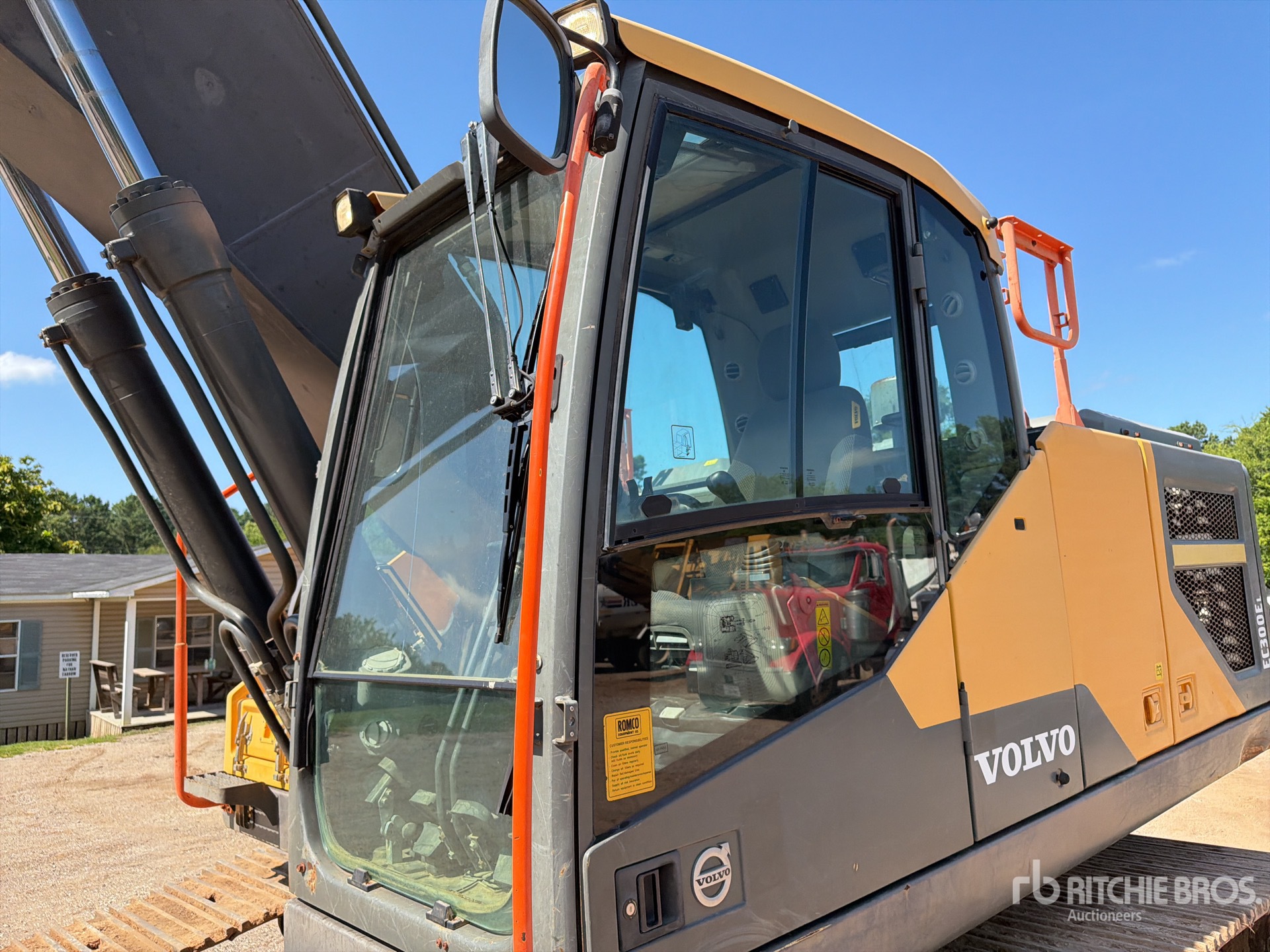 2019 Volvo EC300EL