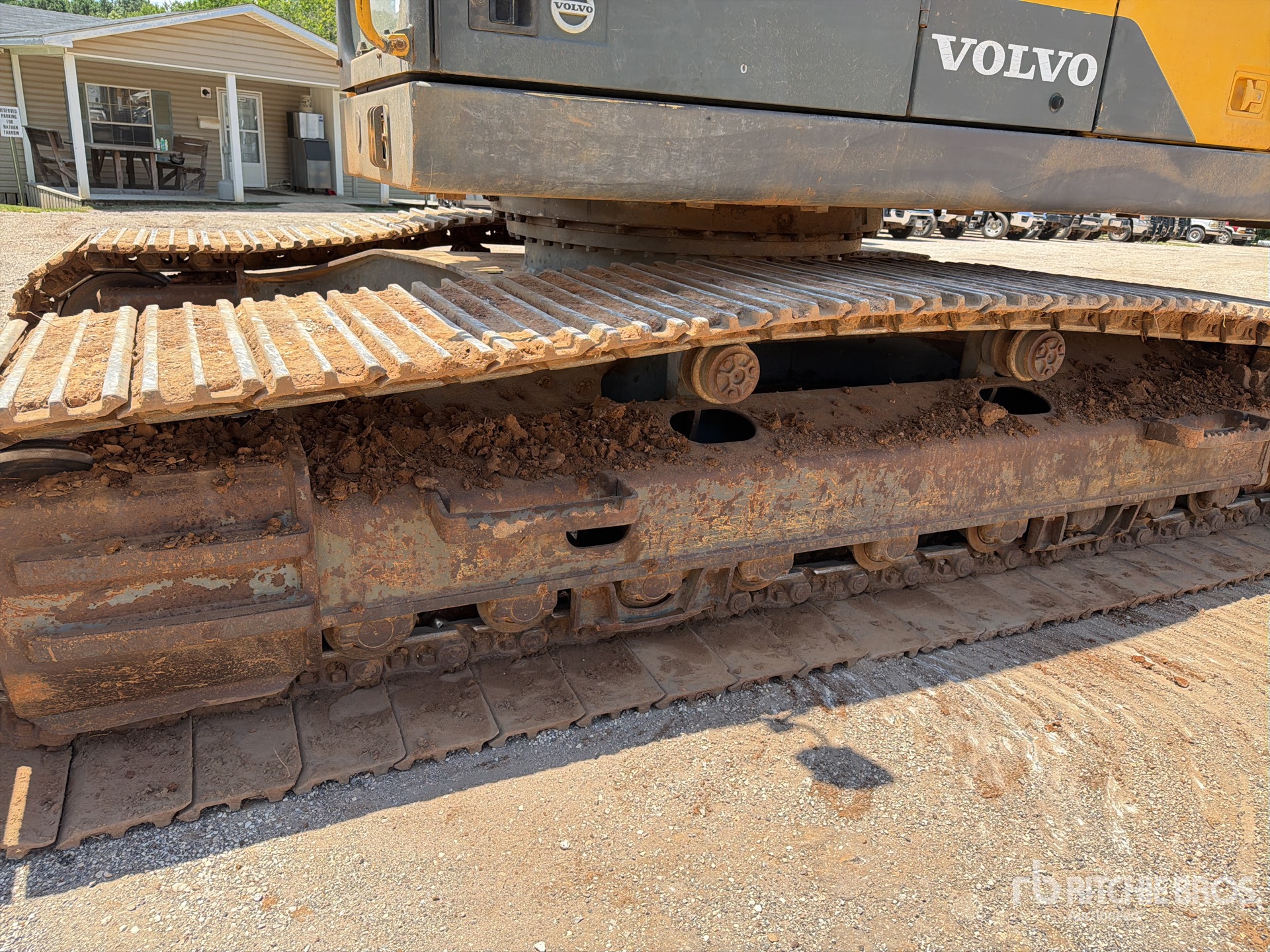 2016 Volvo EC300EL