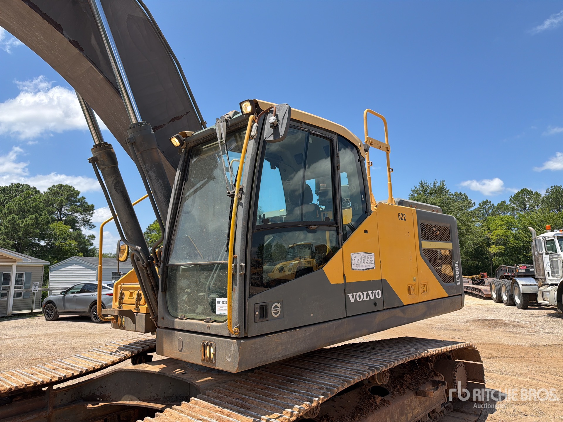 2016 Volvo EC300EL