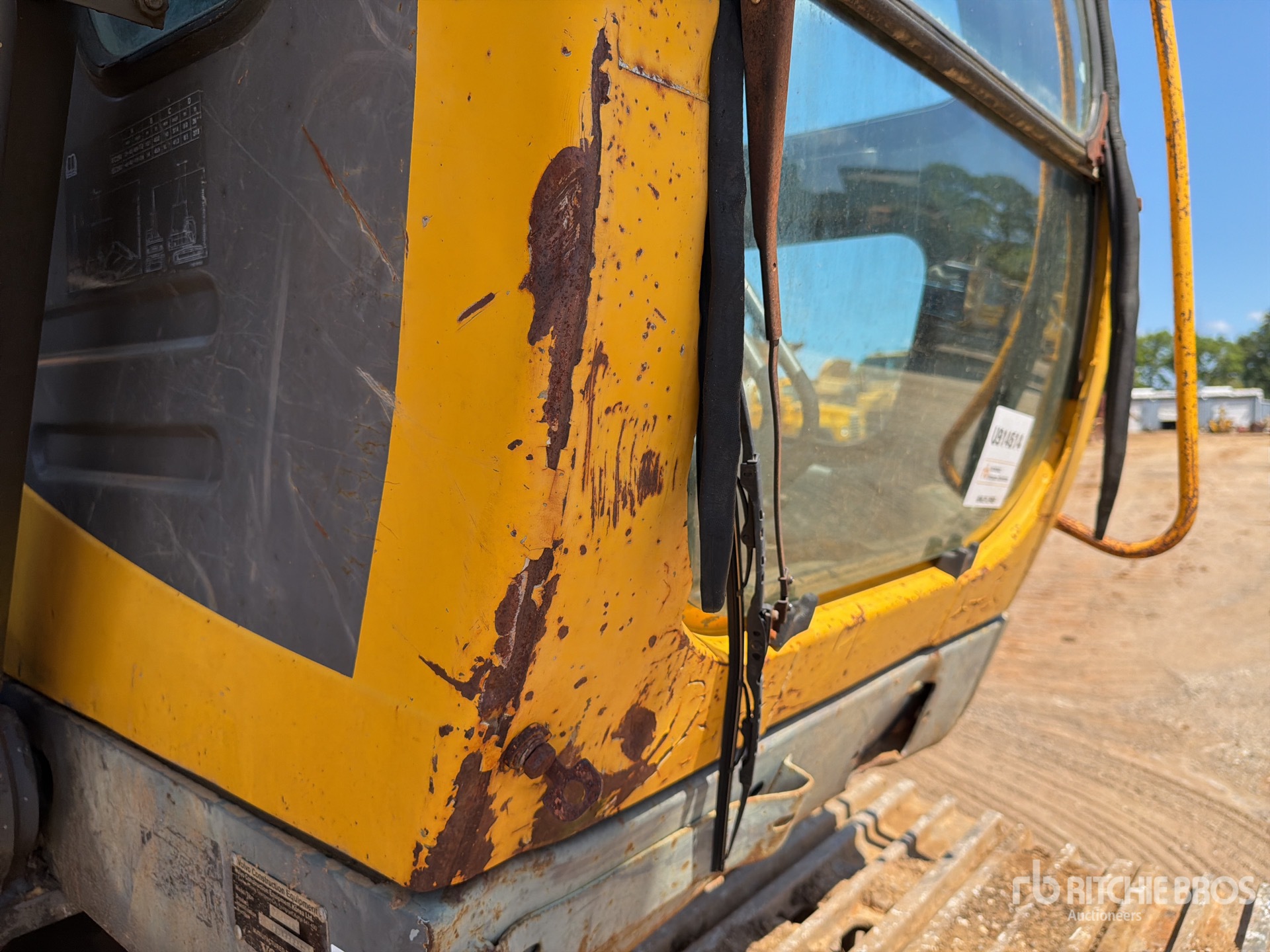 2000 Volvo EC290LC
