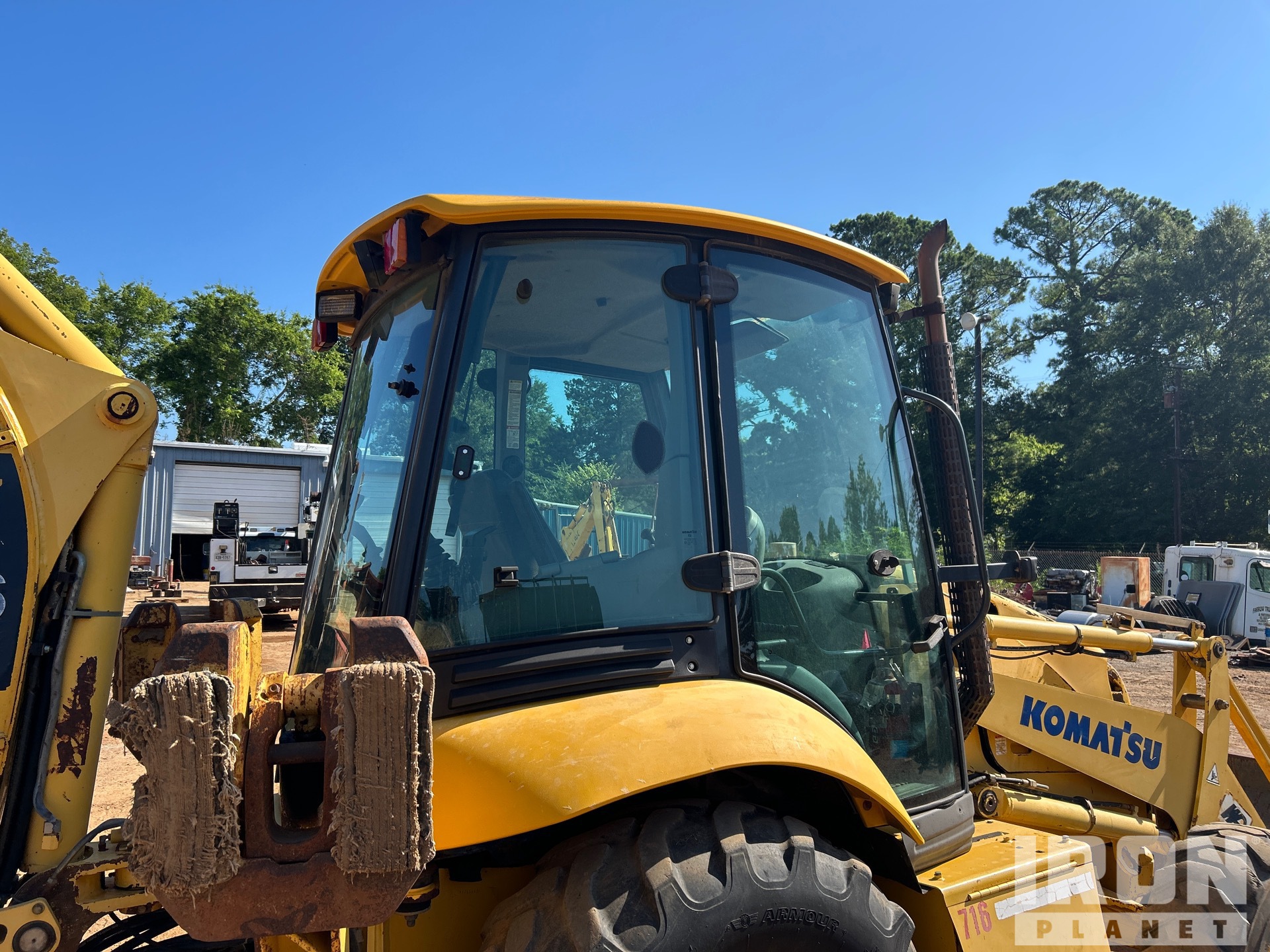 2007 Komatsu WB146-5