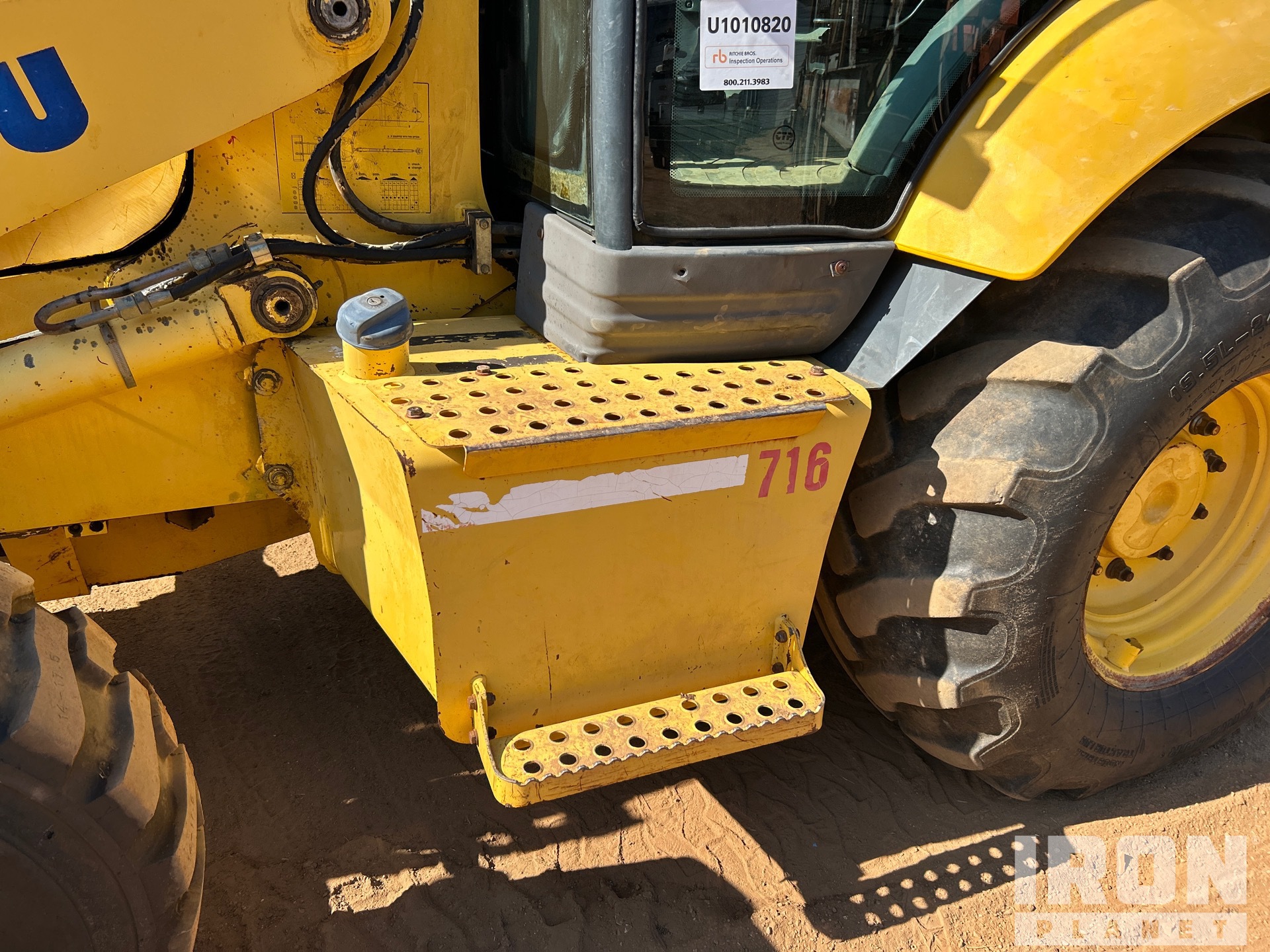 2007 Komatsu WB146-5