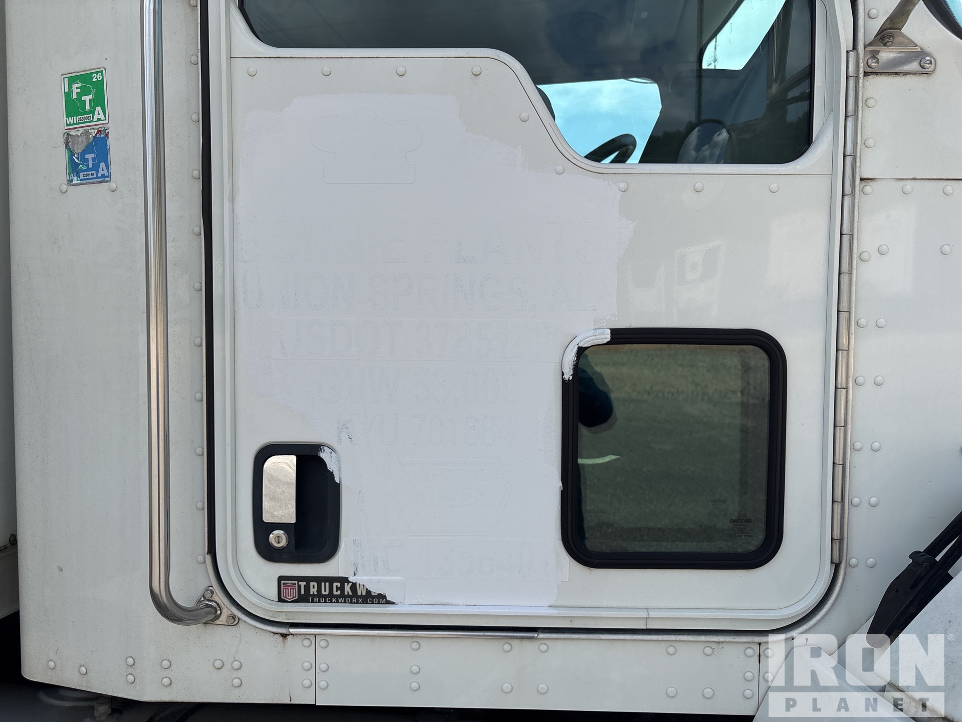 2015 Kenworth T370