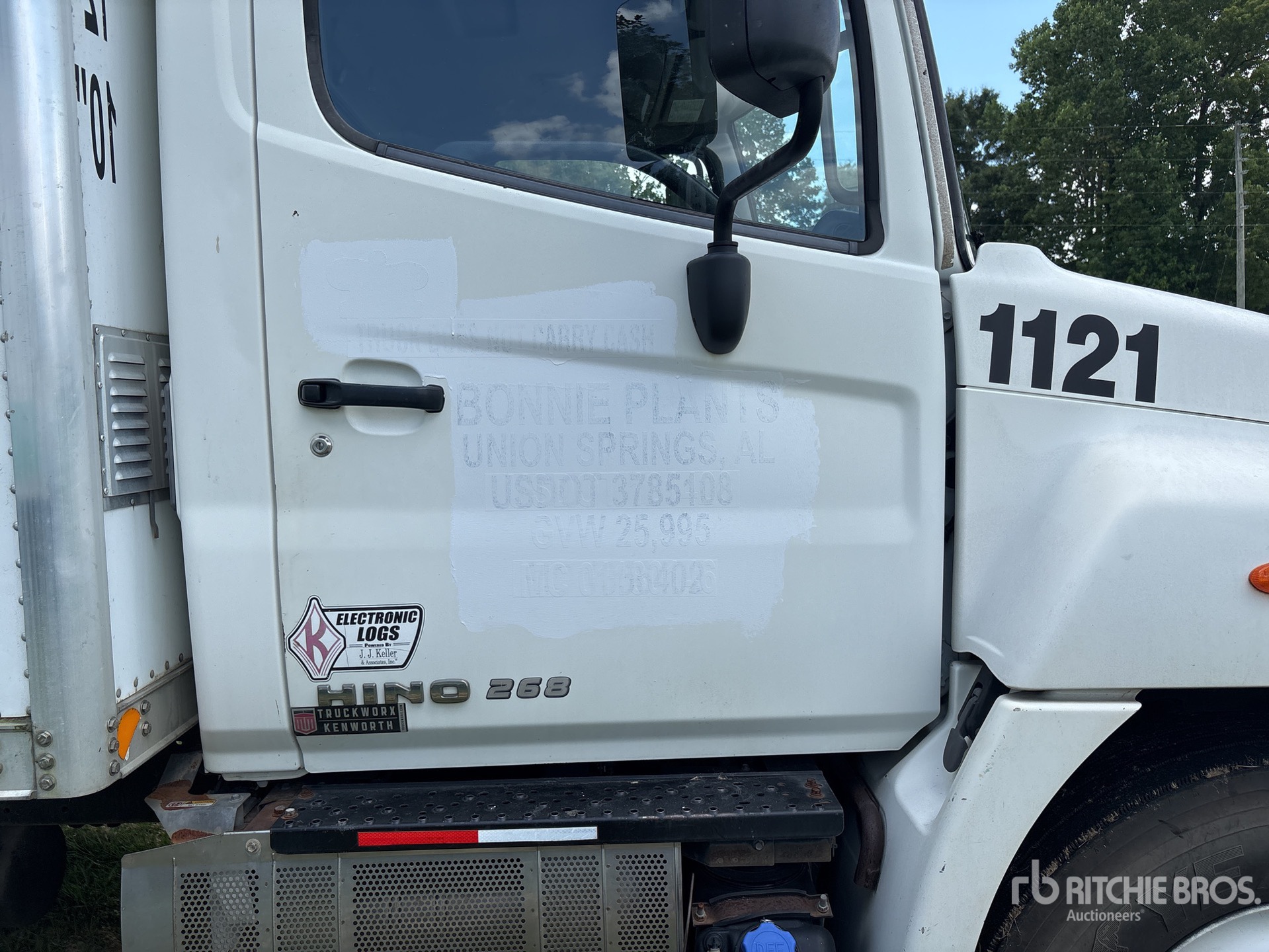 2014 Hino 268