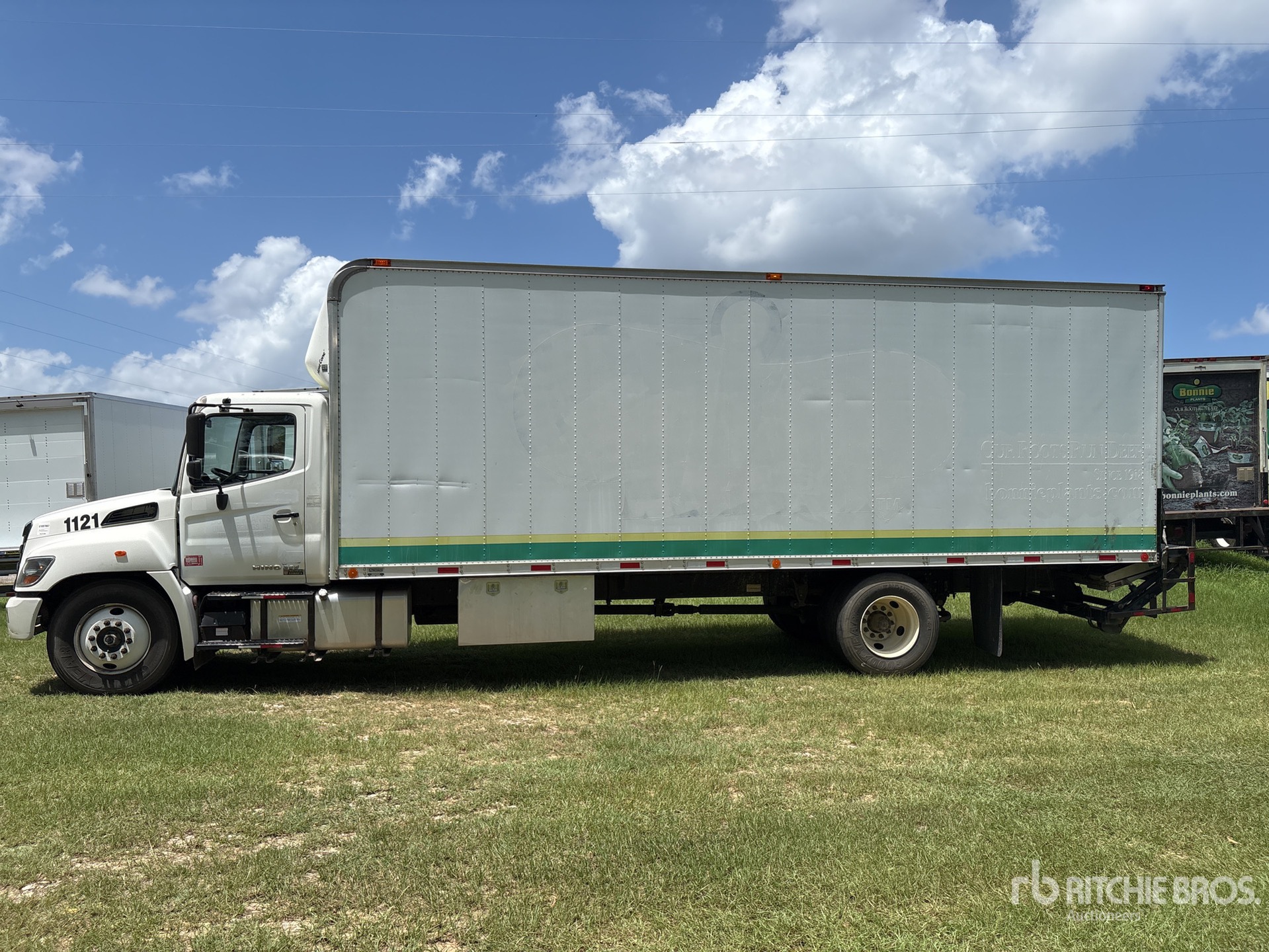 2014 Hino 268