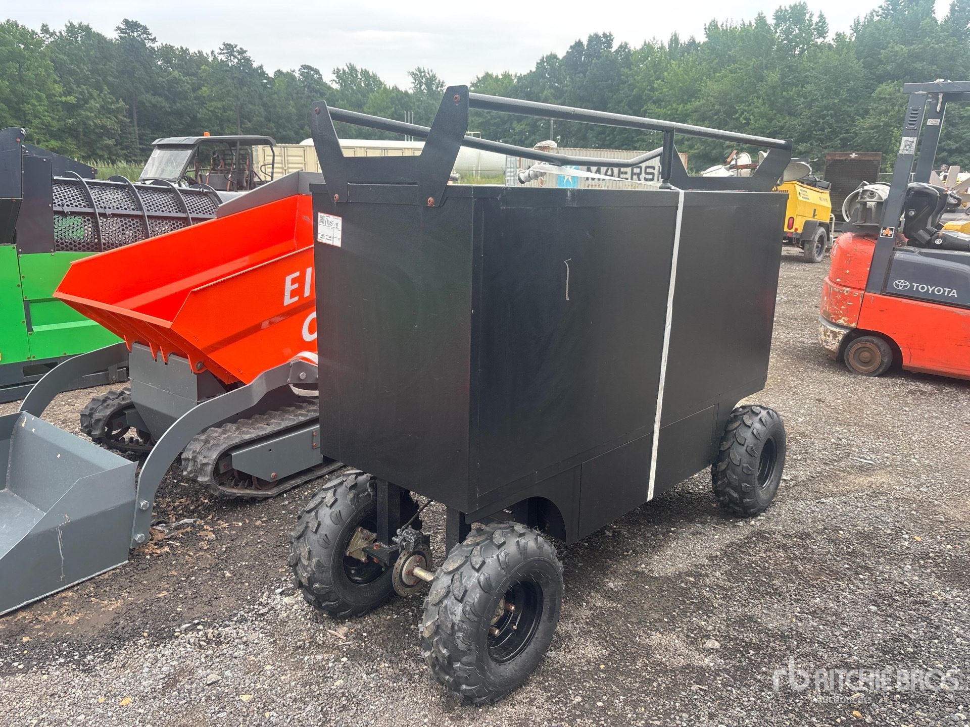 General Appearance with Picture, Right Rear Corner