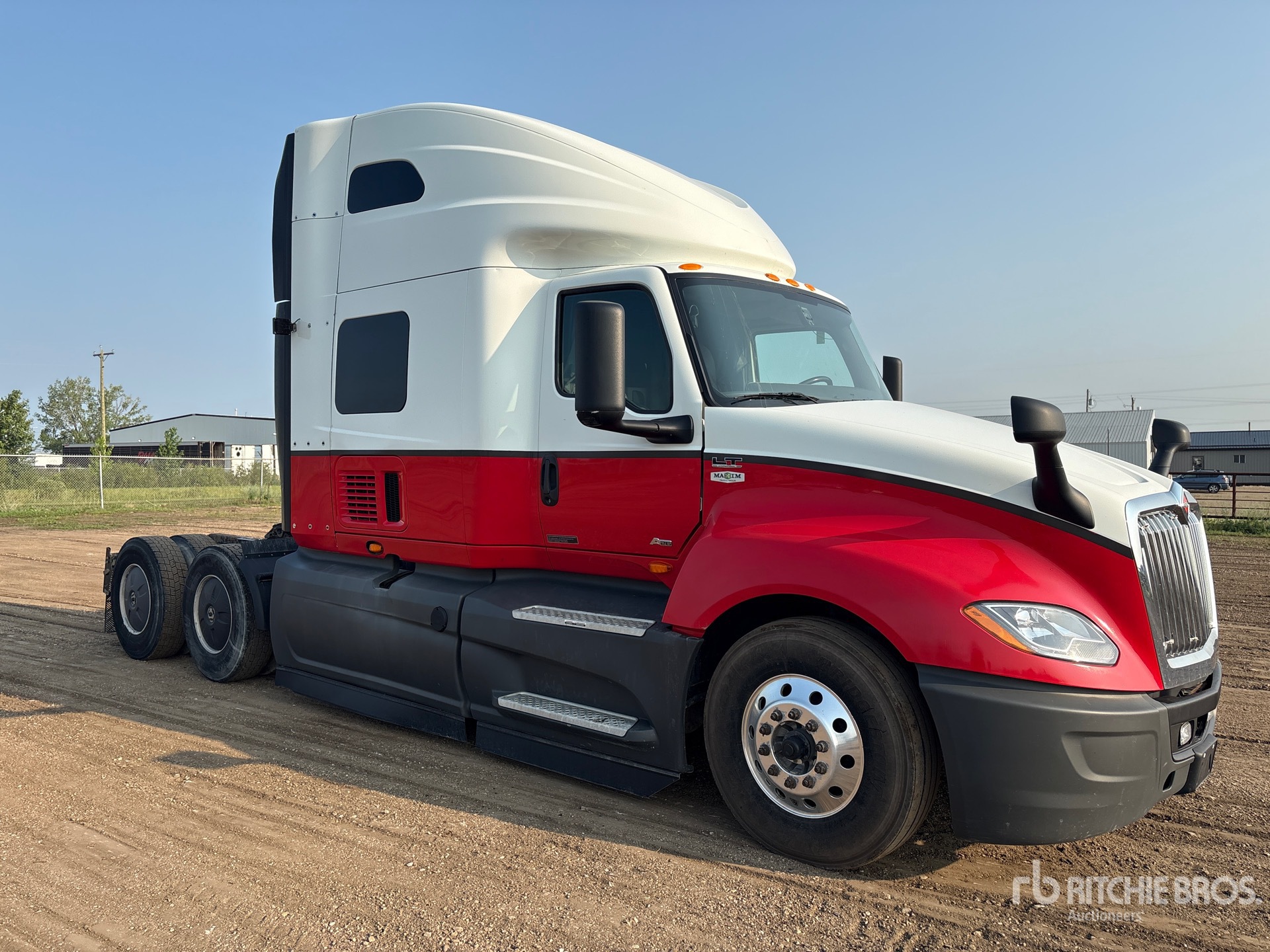 2023 International LT625