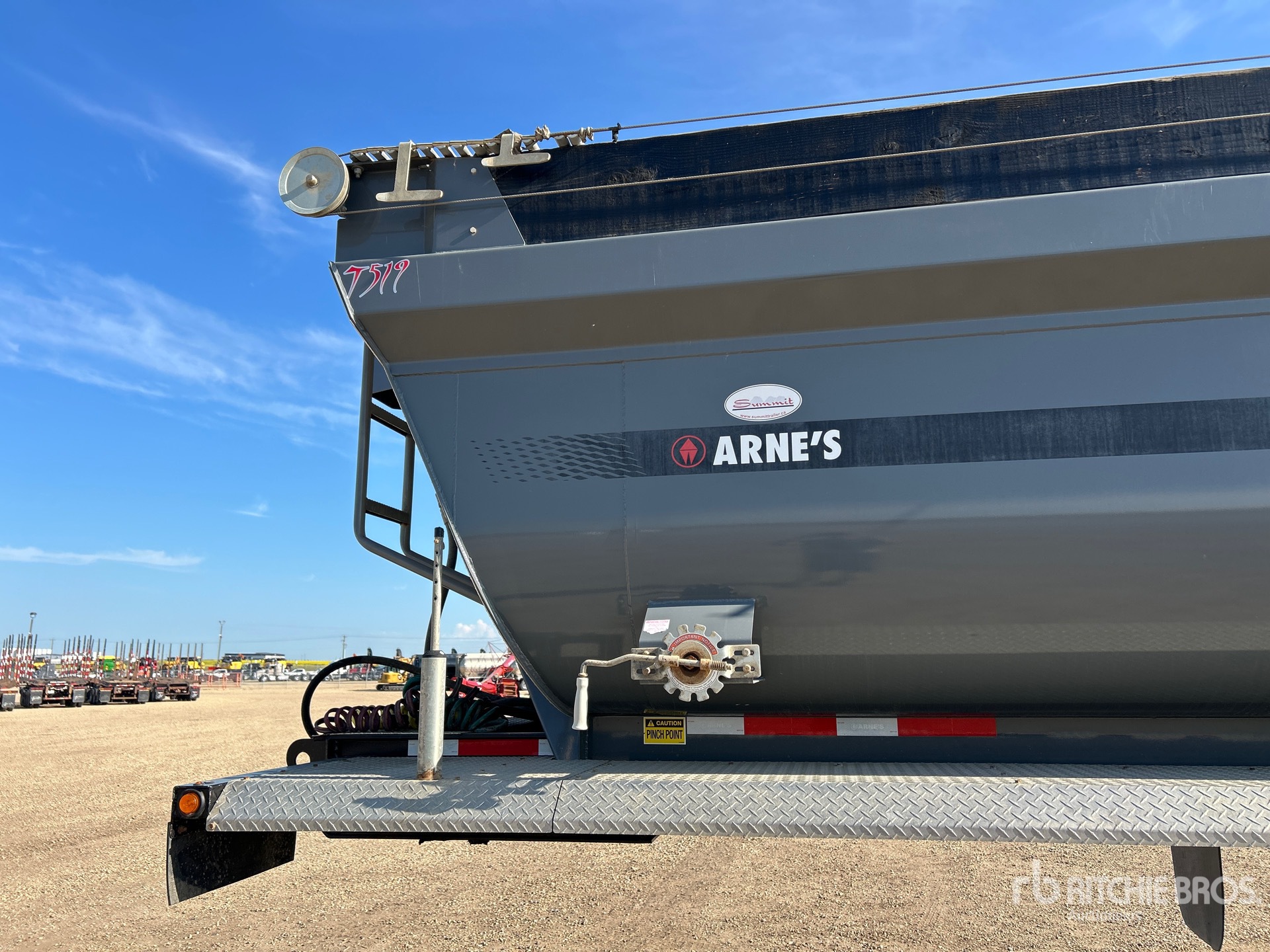 2025 Arnes 374 TR