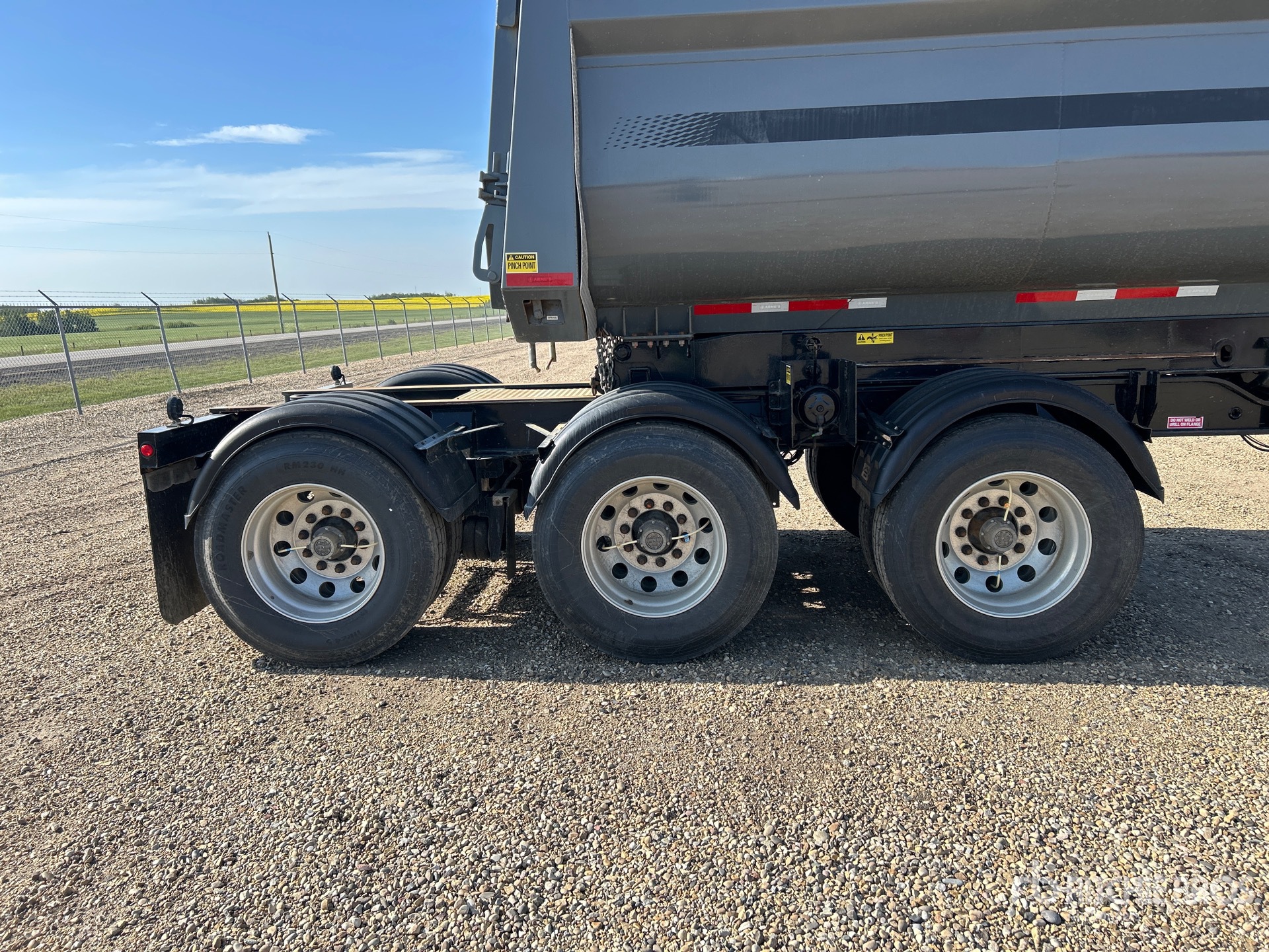 2025 Arnes 374 TR