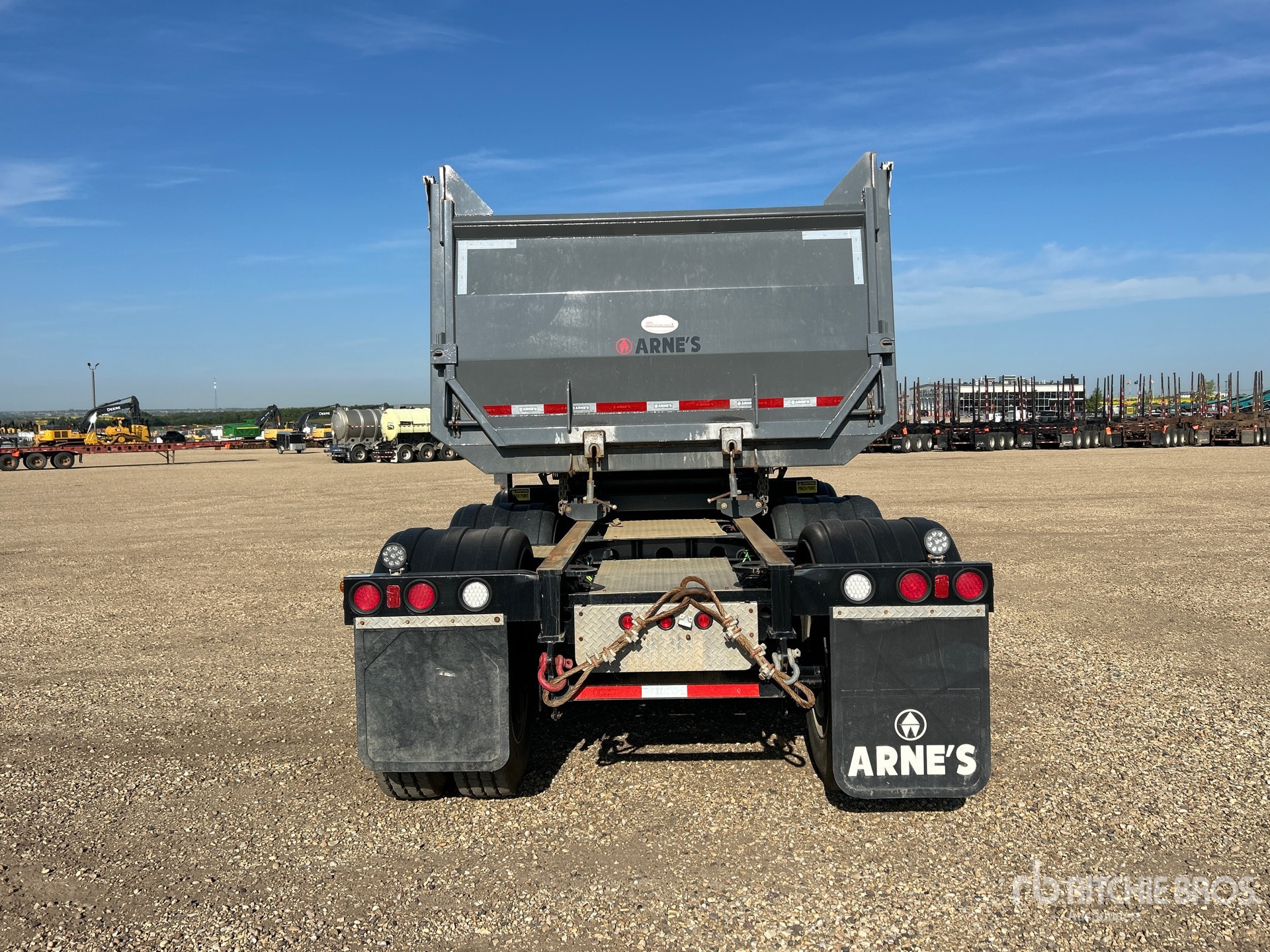 2025 Arnes 374 TR