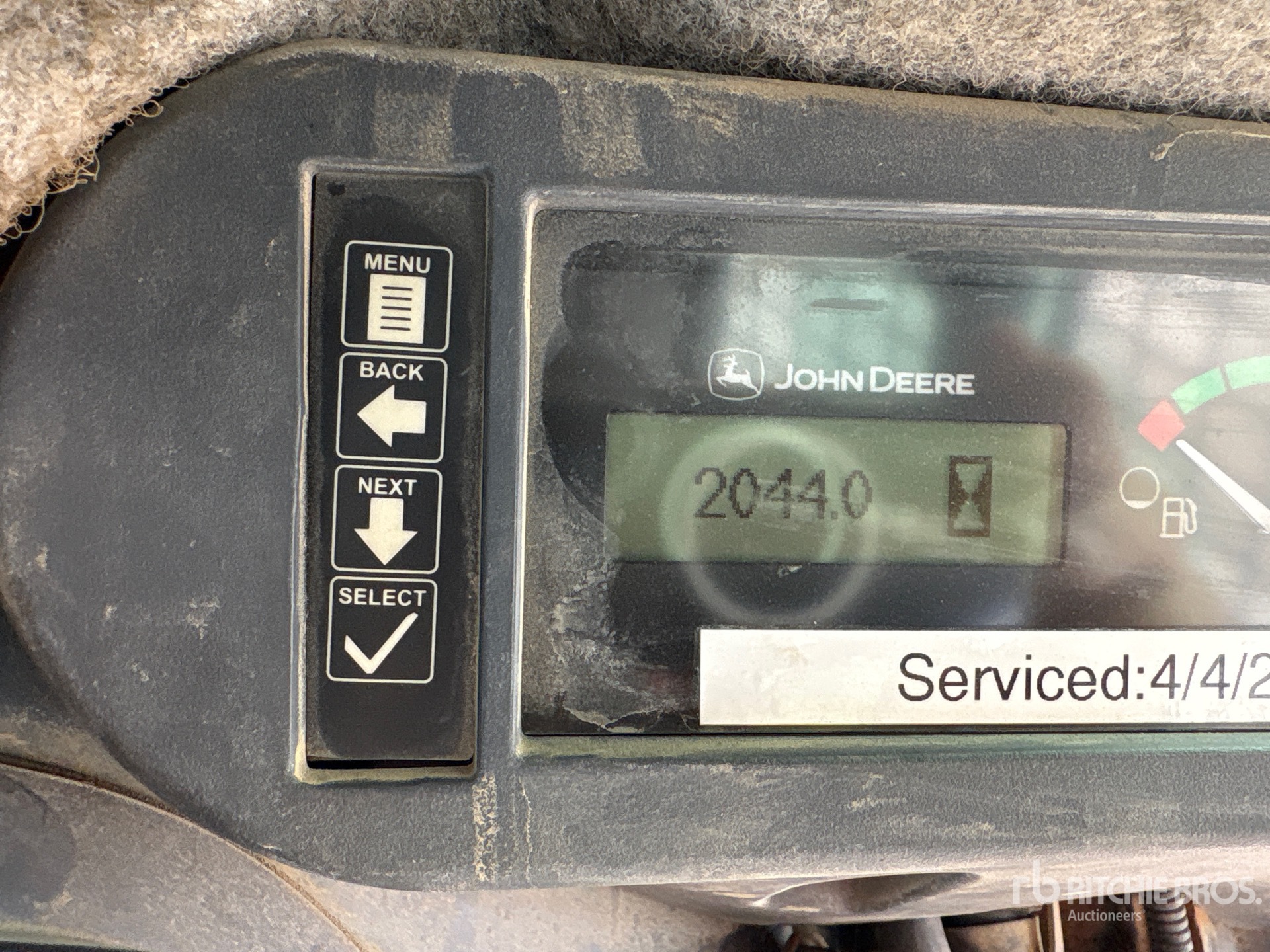 2016 John Deere 333E