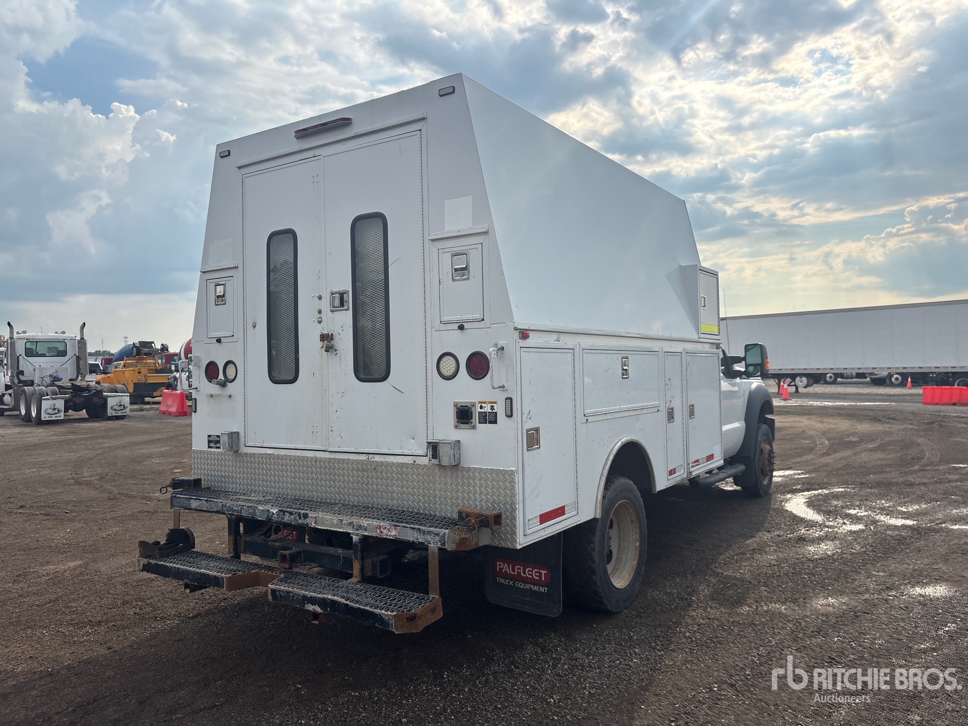 2015 Ford F-550