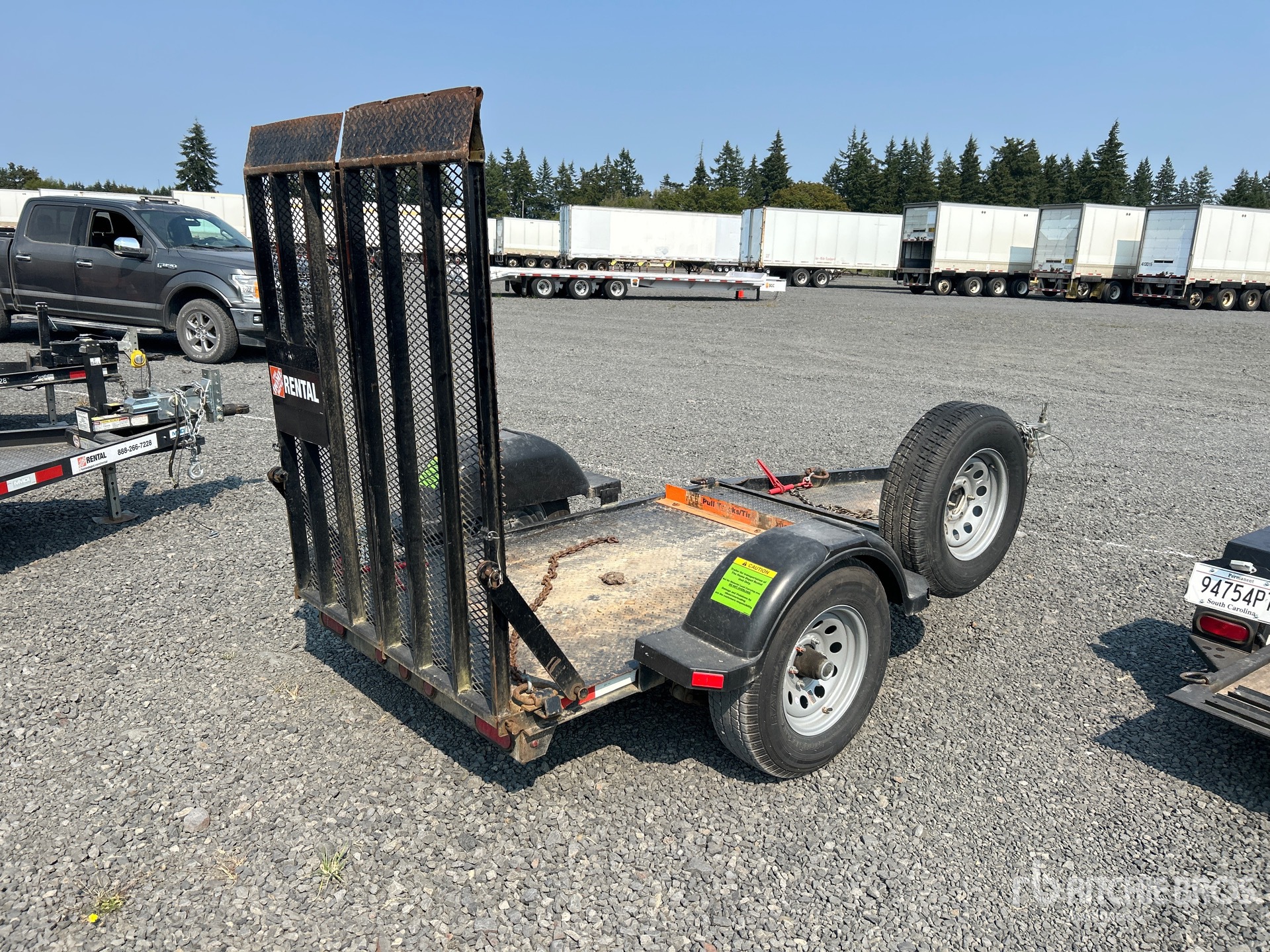 General Appearance with Picture, Right Rear Corner