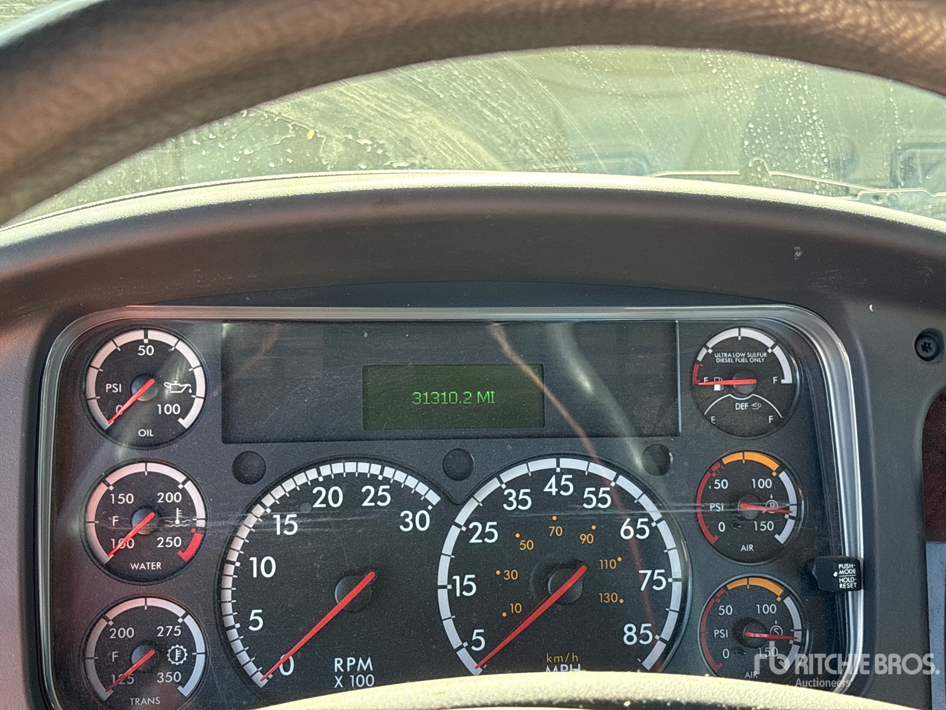2023 Freightliner M2