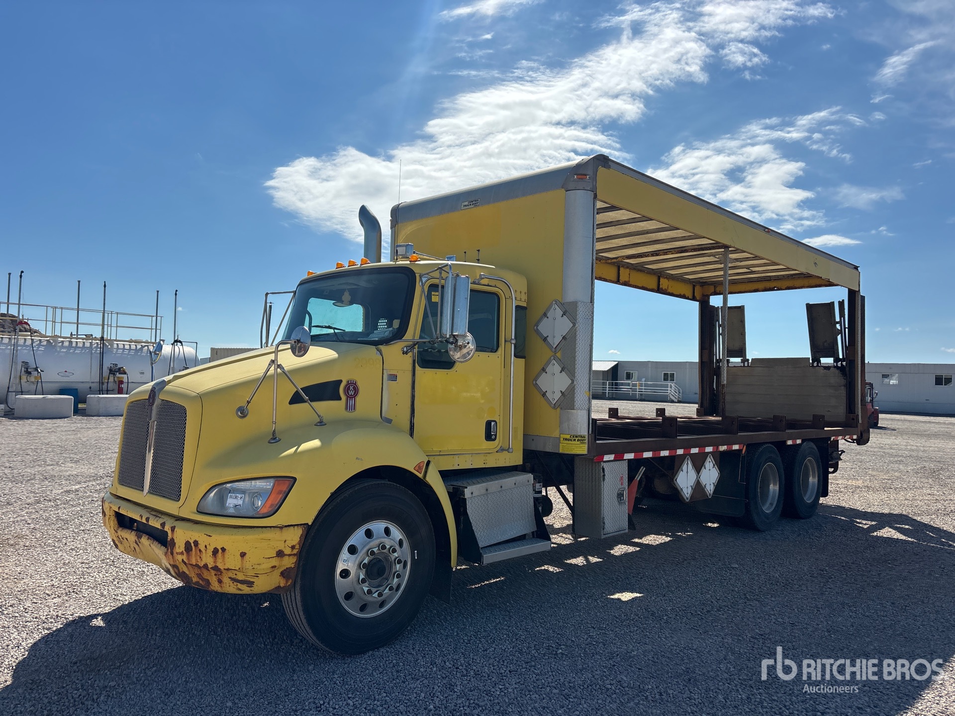 2010 Kenworth T370