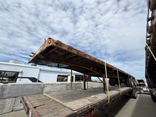 1996 Fontaine 48 ft T/A Flatbed Trailer
