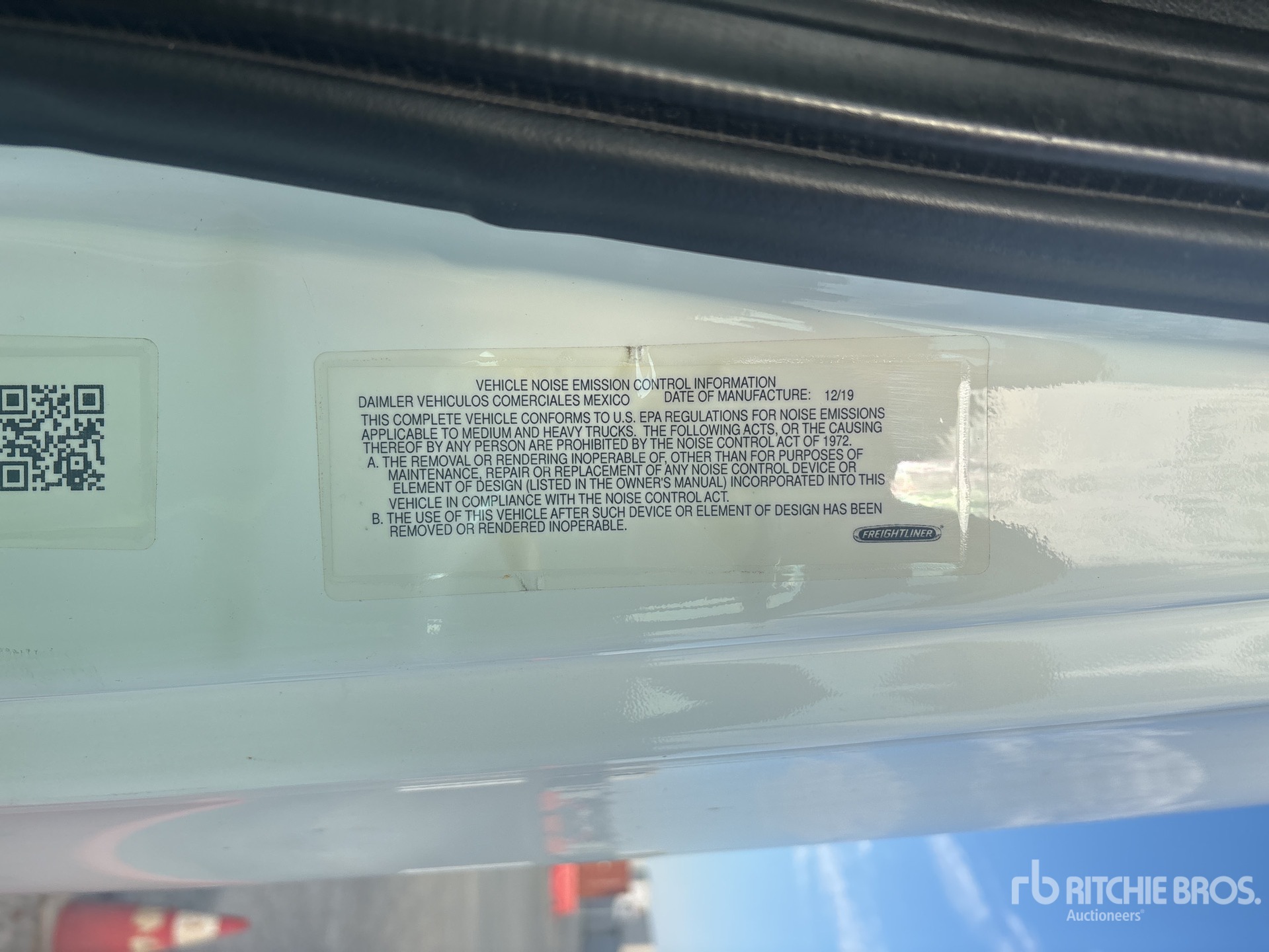 2020 Freightliner CASCADIA 126