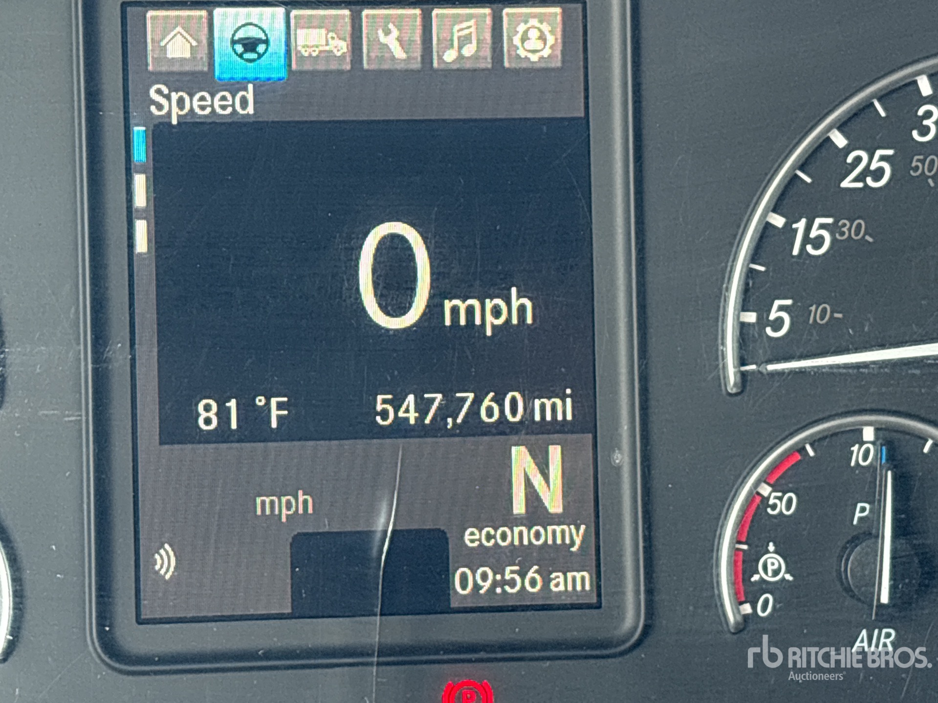 2020 Freightliner CASCADIA 126