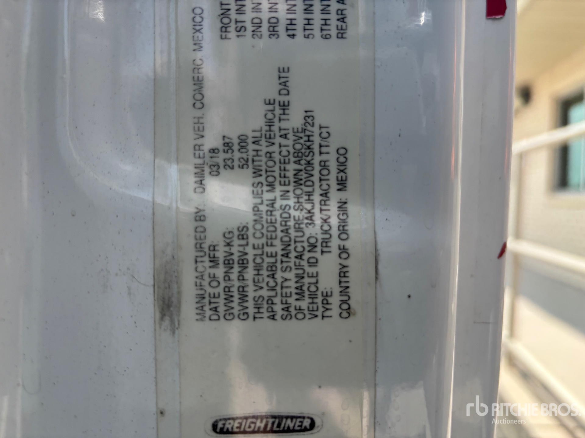 2019 Freightliner CASCADIA 126