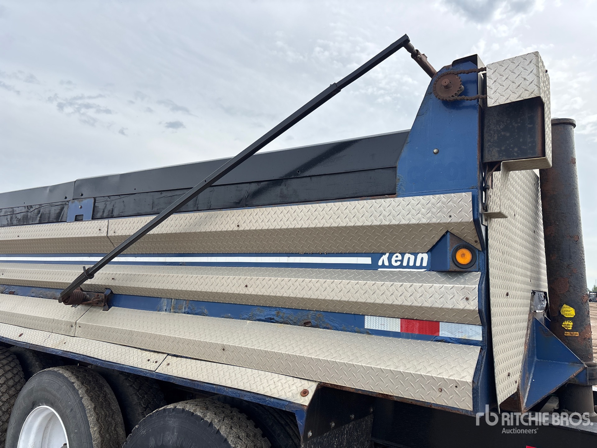 2008 Renn 17 ft Tri/A Pup