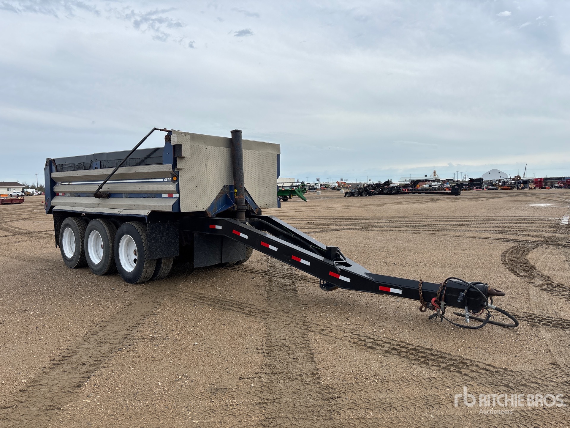 2008 Renn 17 ft Tri/A Pup