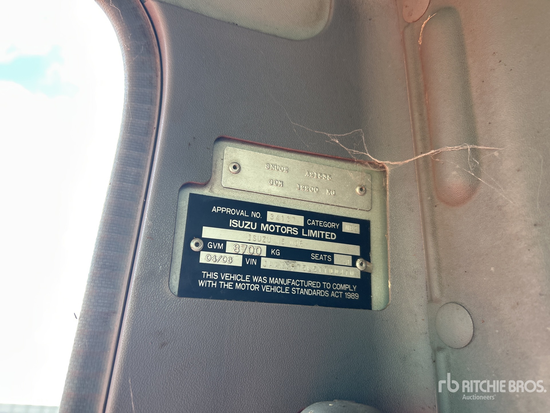 2006 Isuzu NQR