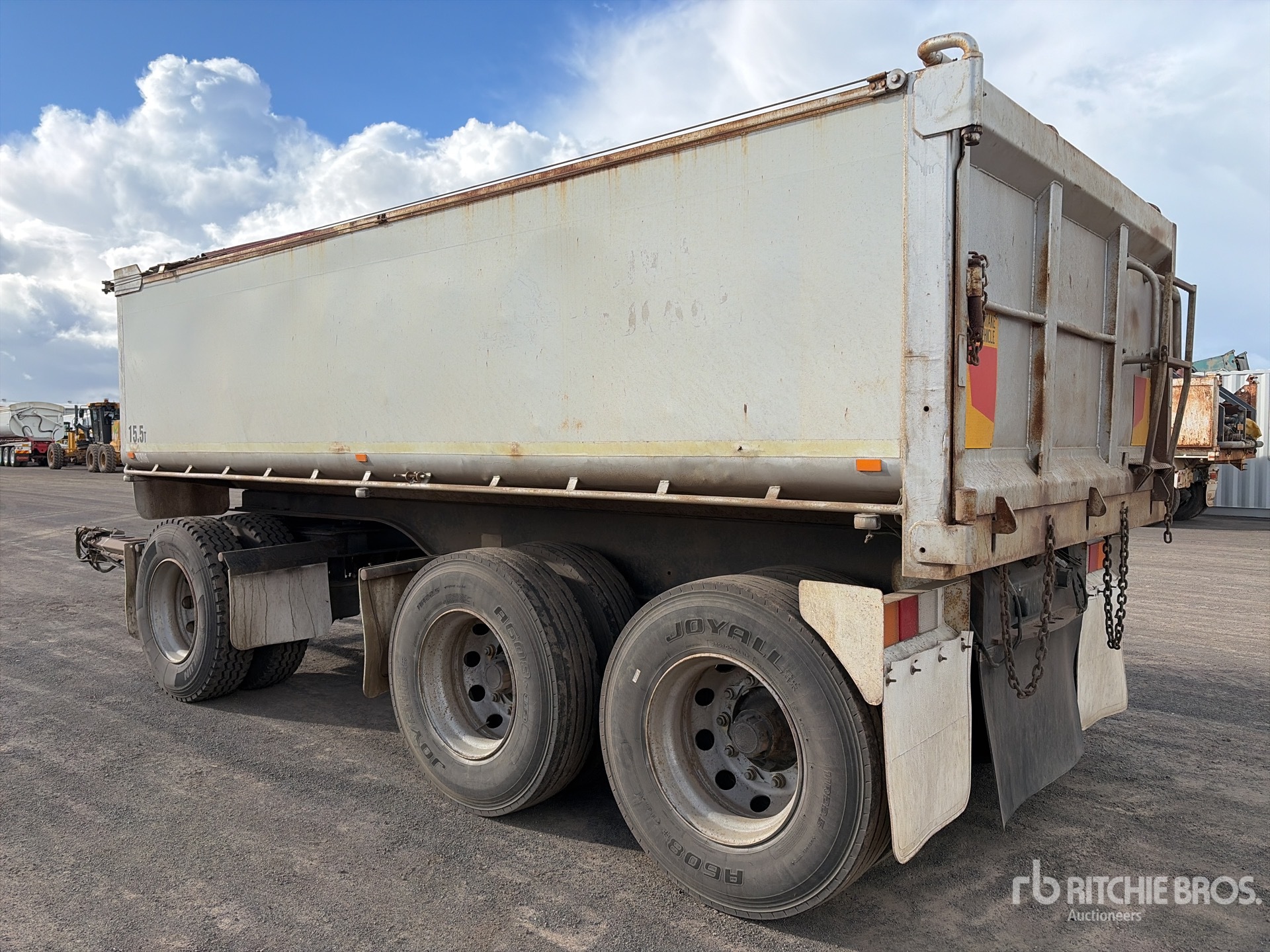 General Appearance with Picture, Right Rear Corner