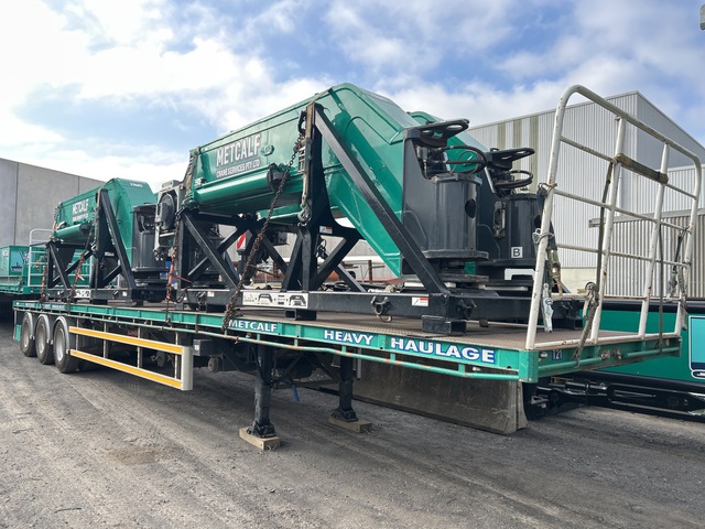2014 Barker 12.5 m Tri/A Flatbed Trailer