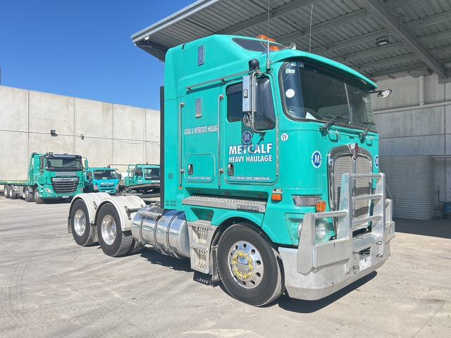 2011 Kenworth K200 Aerodyne 6x4 Sleeper Prime Mover
