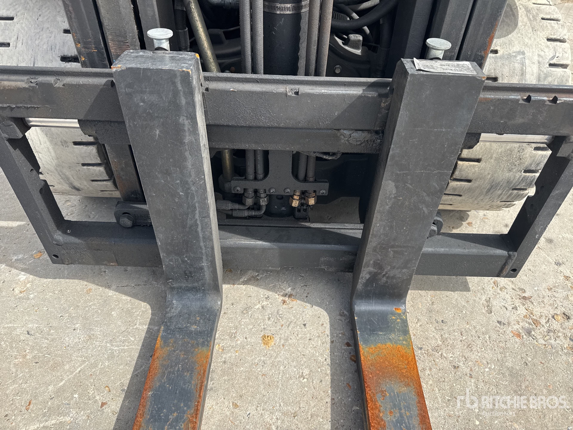 2019 Yale GLC25VXF2285