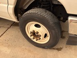 Underbody with Right Steer Tire