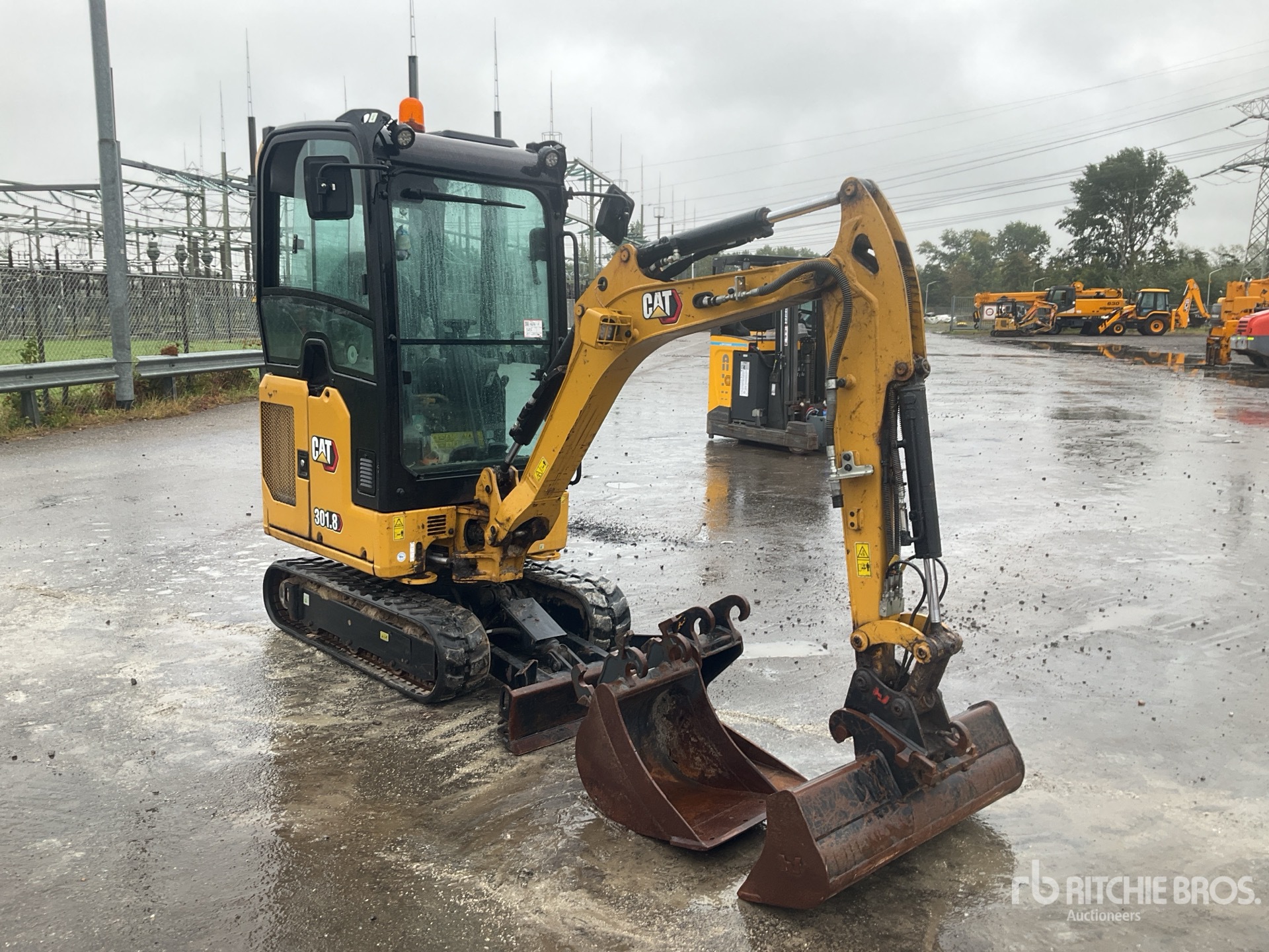 2023 Caterpillar 301.8