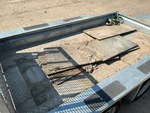 Trailer Chassis with Deck/ Floor Condition