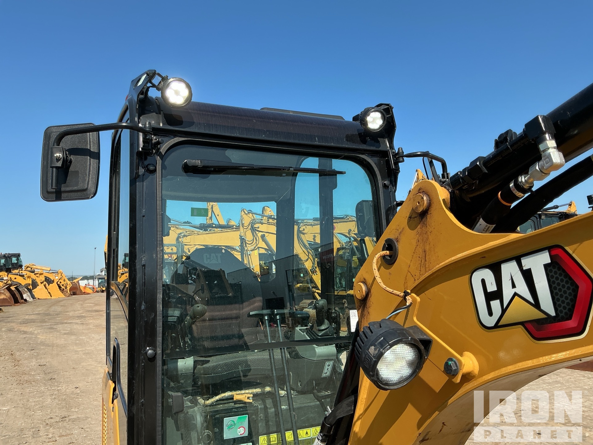 2024 Caterpillar 301.6