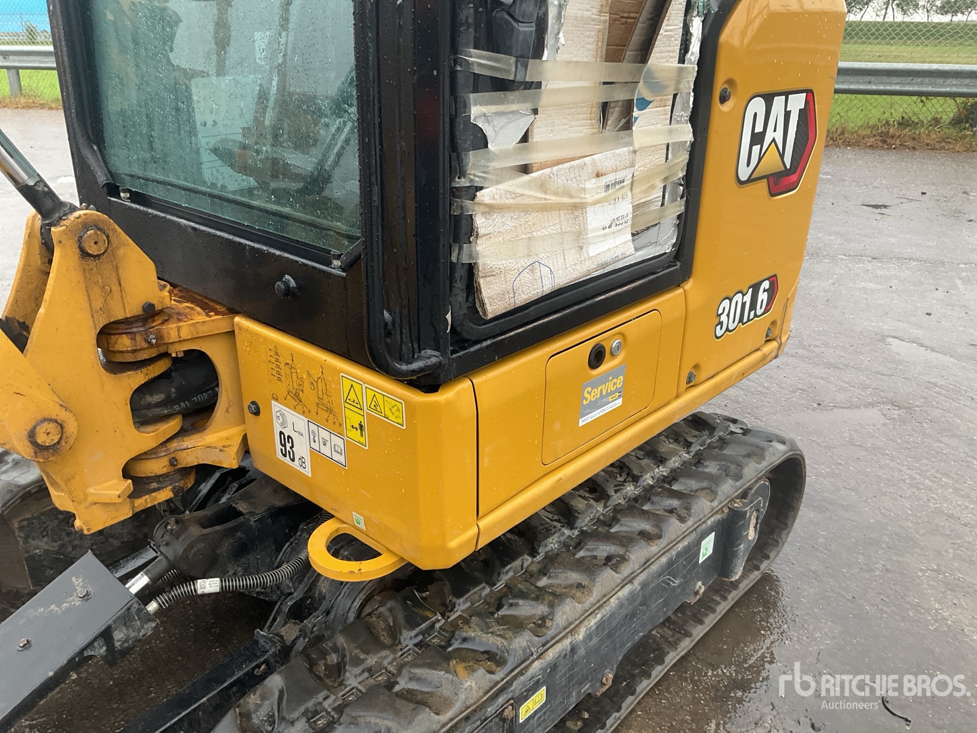 2024 Caterpillar 301.6
