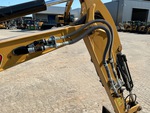 Hydraulics with Auxiliary Hydraulic Plumbing