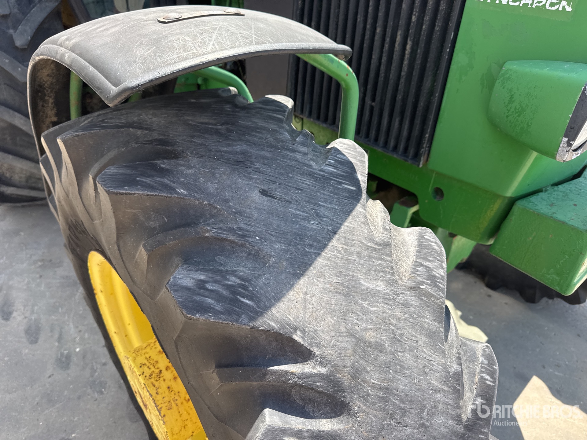 1986 John Deere 2140