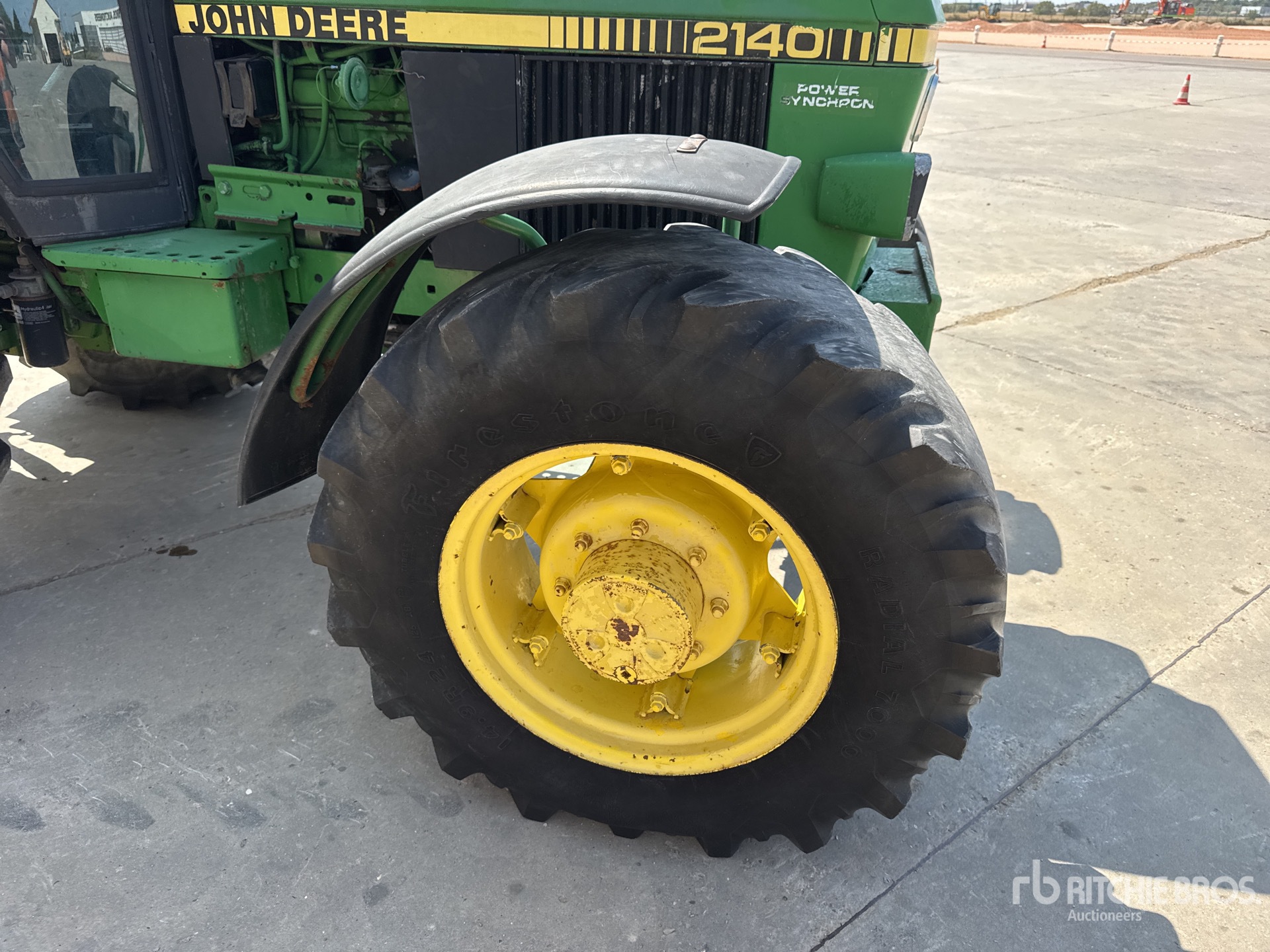 1986 John Deere 2140