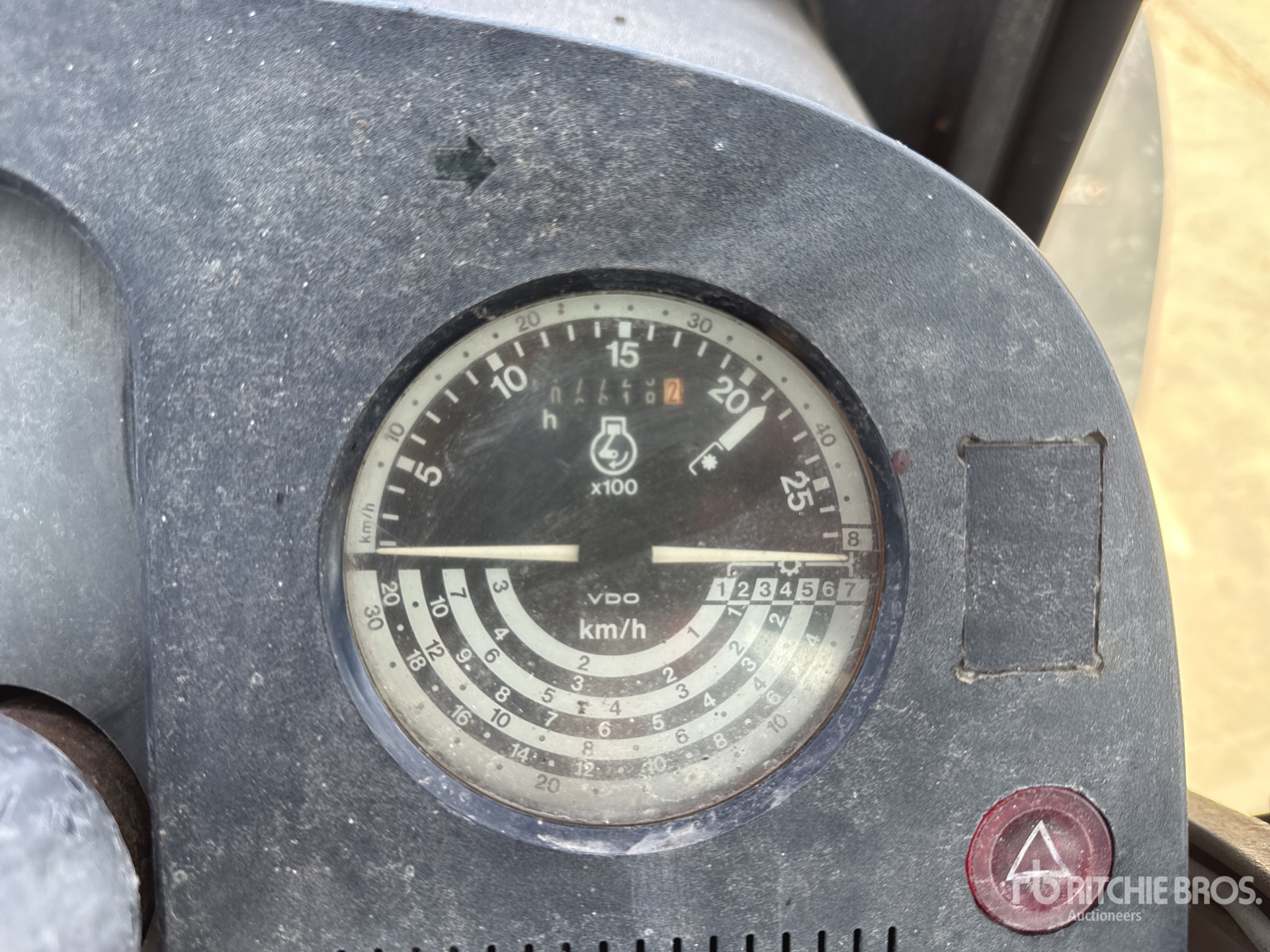 1986 John Deere 2140