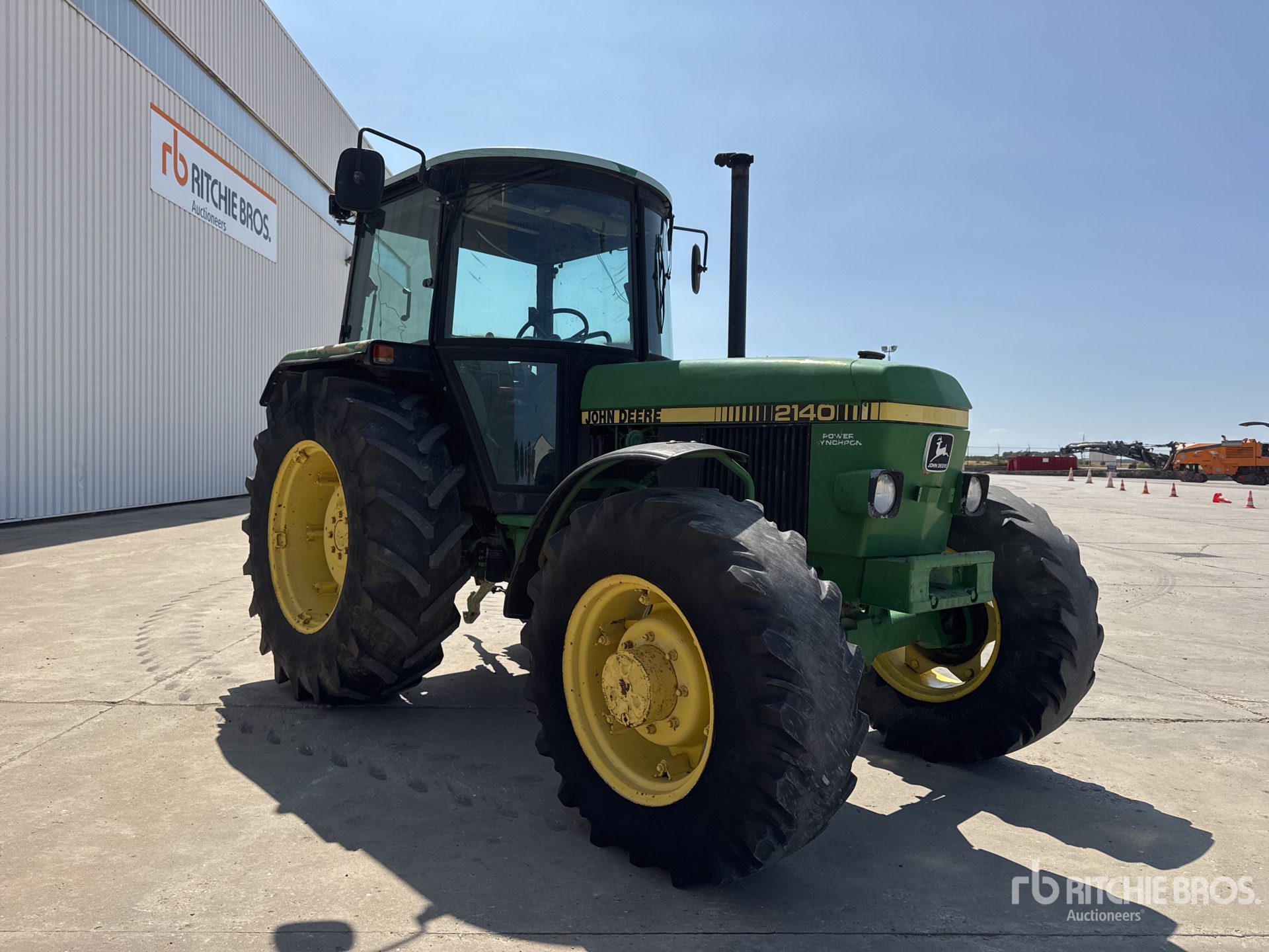 1986 John Deere 2140