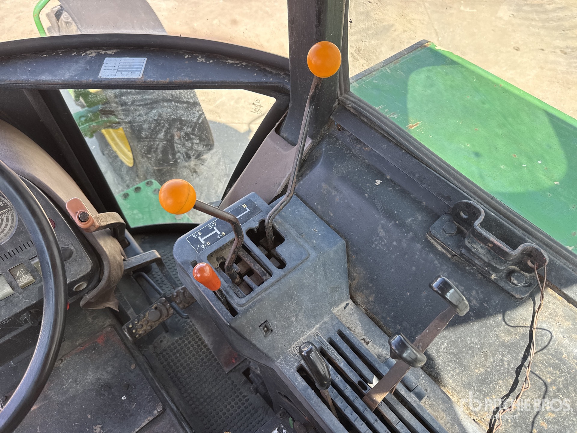 1986 John Deere 2140