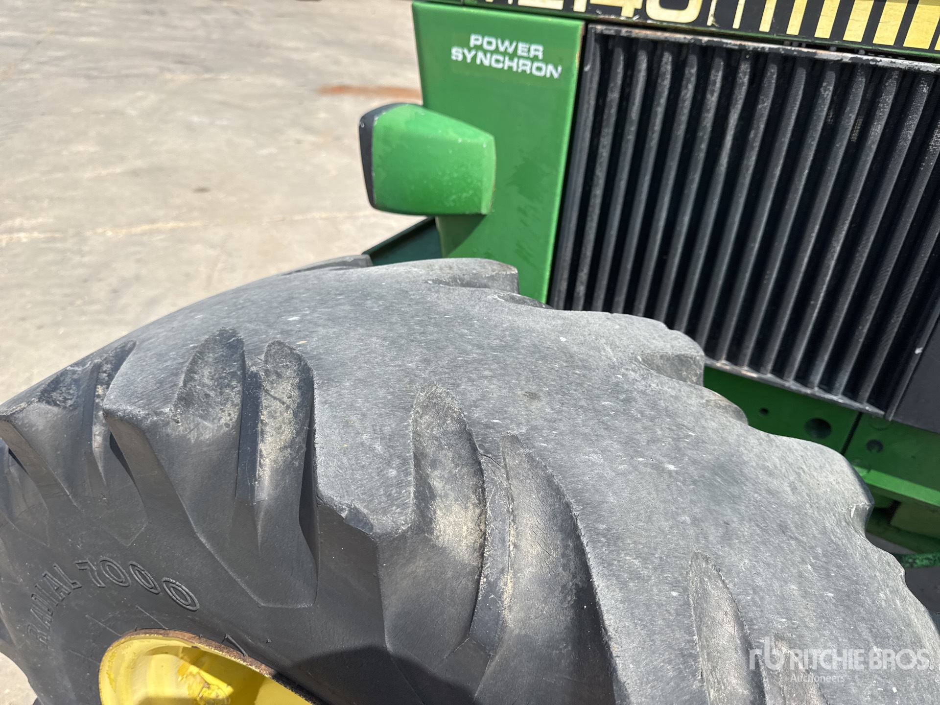 1986 John Deere 2140